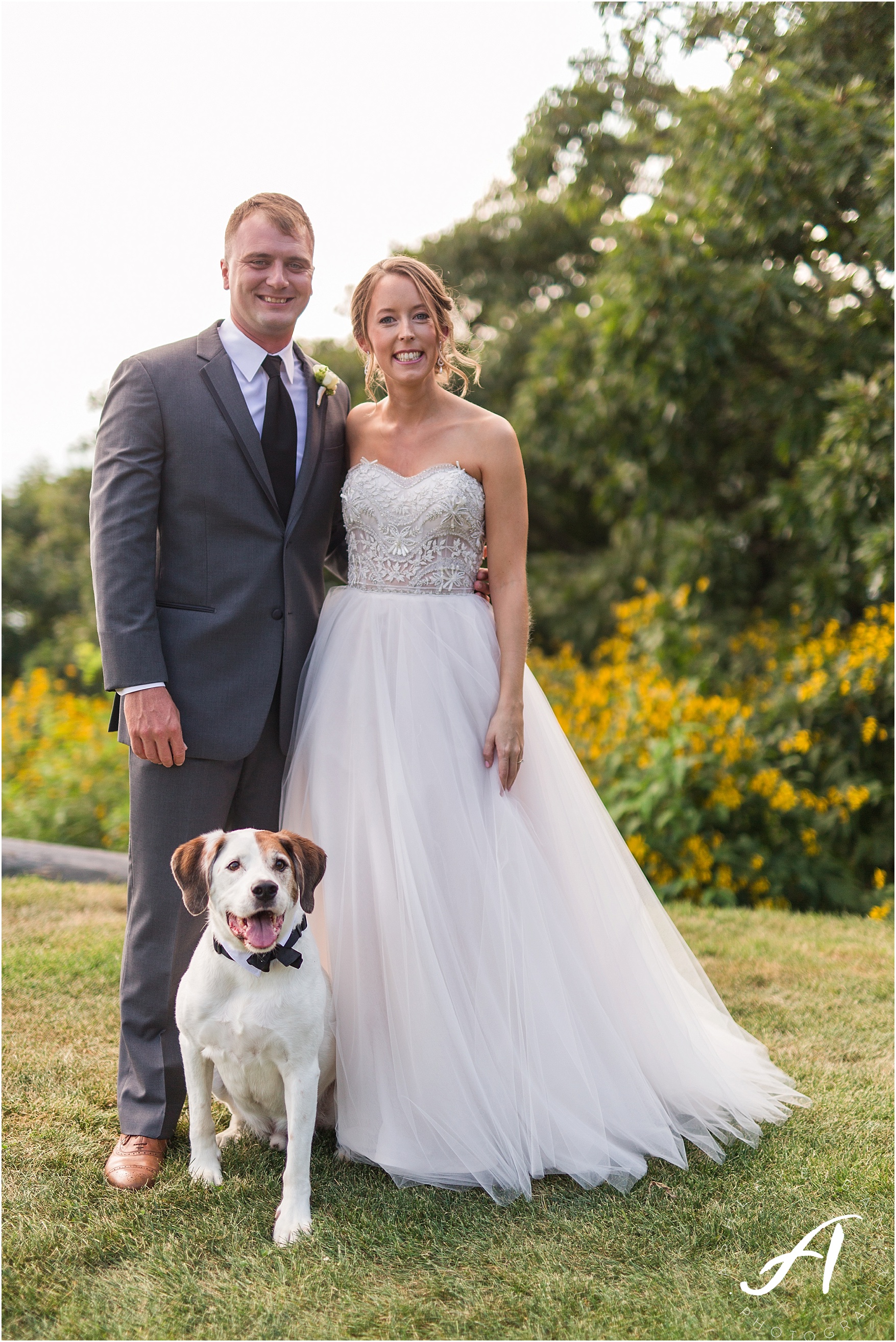 Wintergreen Resort Wedding || Elegant gray and green summer wedding || Ashley Eiban Photography || www.ashleyeiban.com