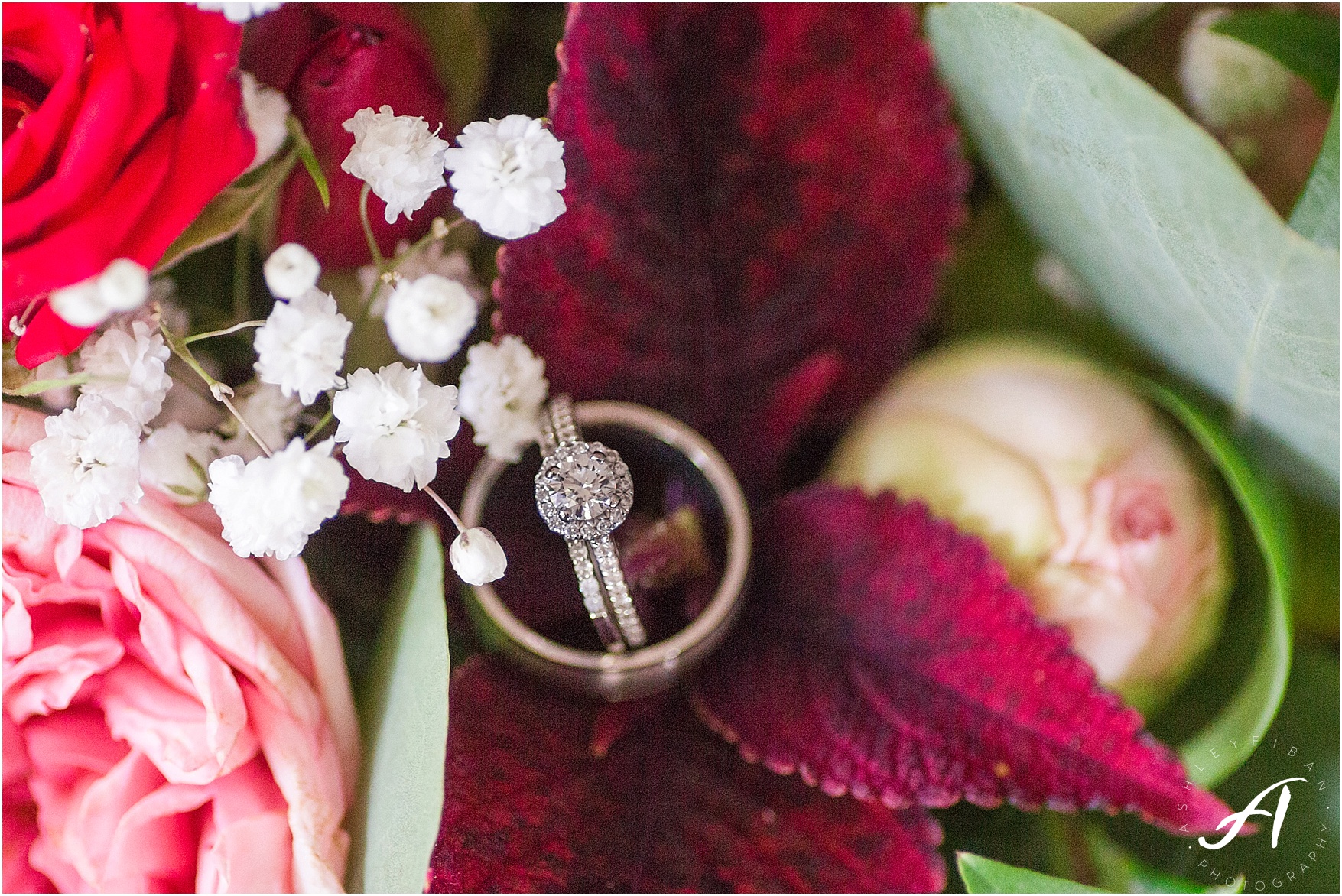 Farmville Wedding Photographer || Autumn Backyard Wedding in Central Virginia || Ashley Eiban Photography || www.ashleyeiban.com