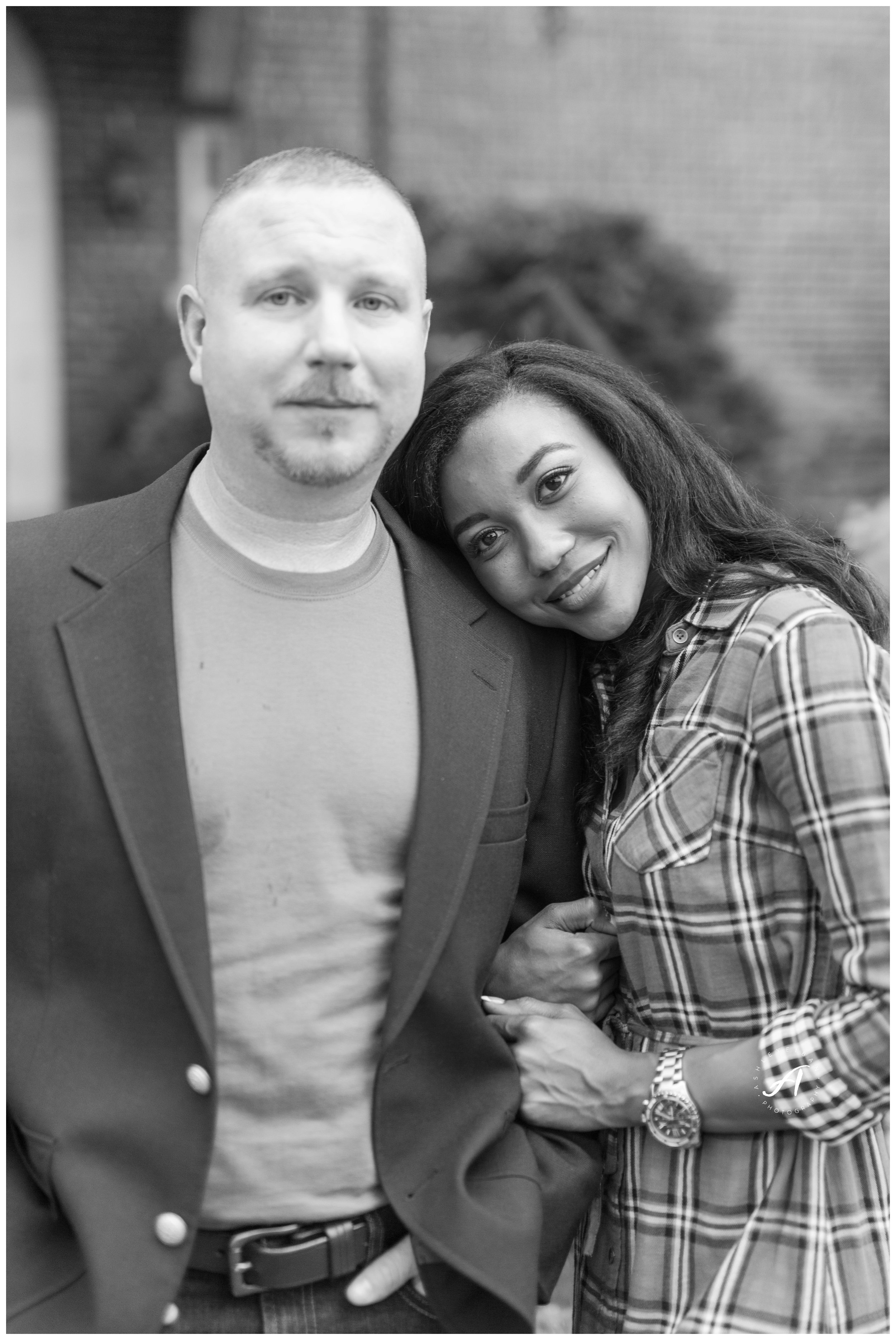 Charlottesville and Lynchburg Fall Engagement Session || Ashley Eiban Photography || www.ashleyeiban.com