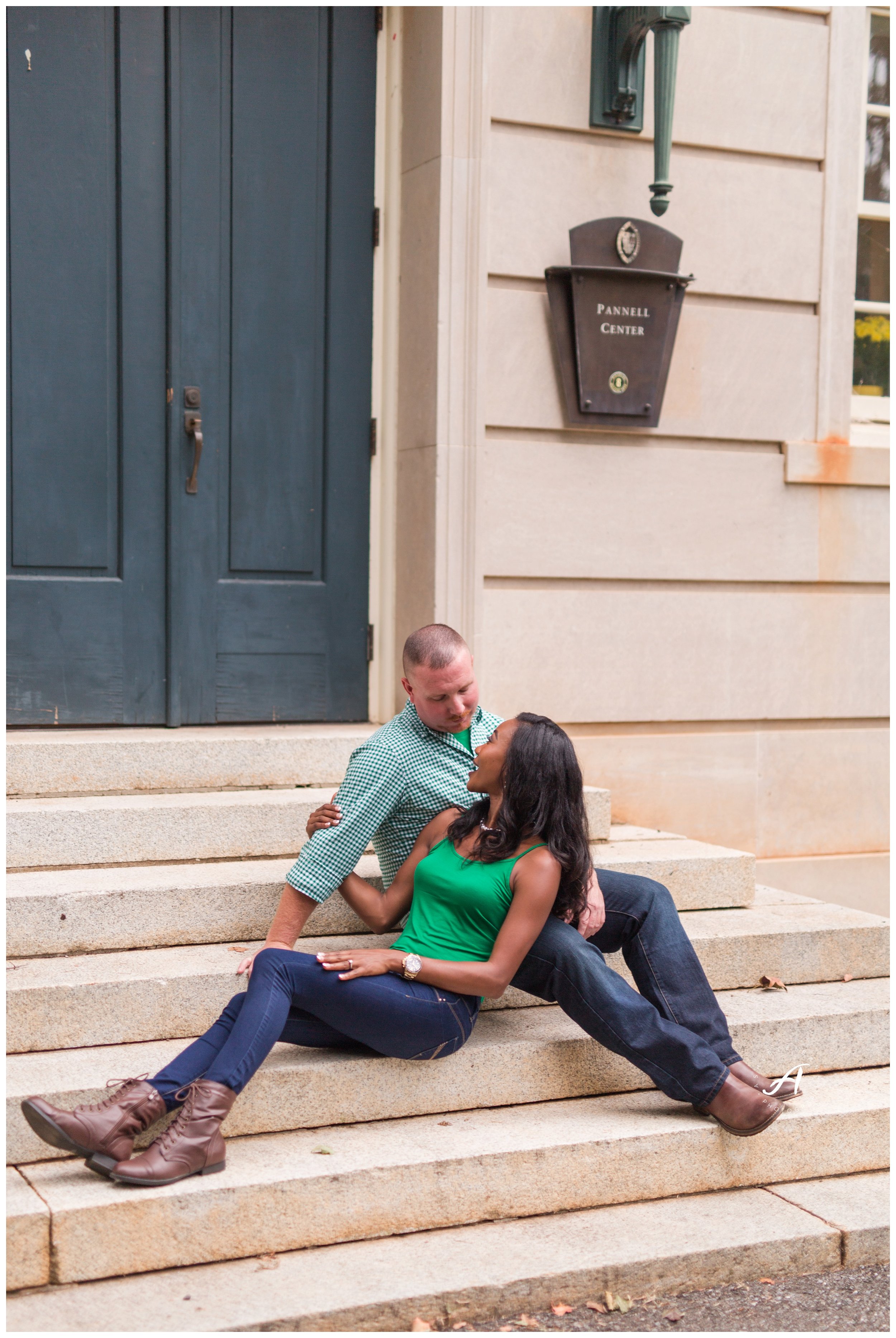 Charlottesville and Lynchburg Fall Engagement Session || Ashley Eiban Photography || www.ashleyeiban.com