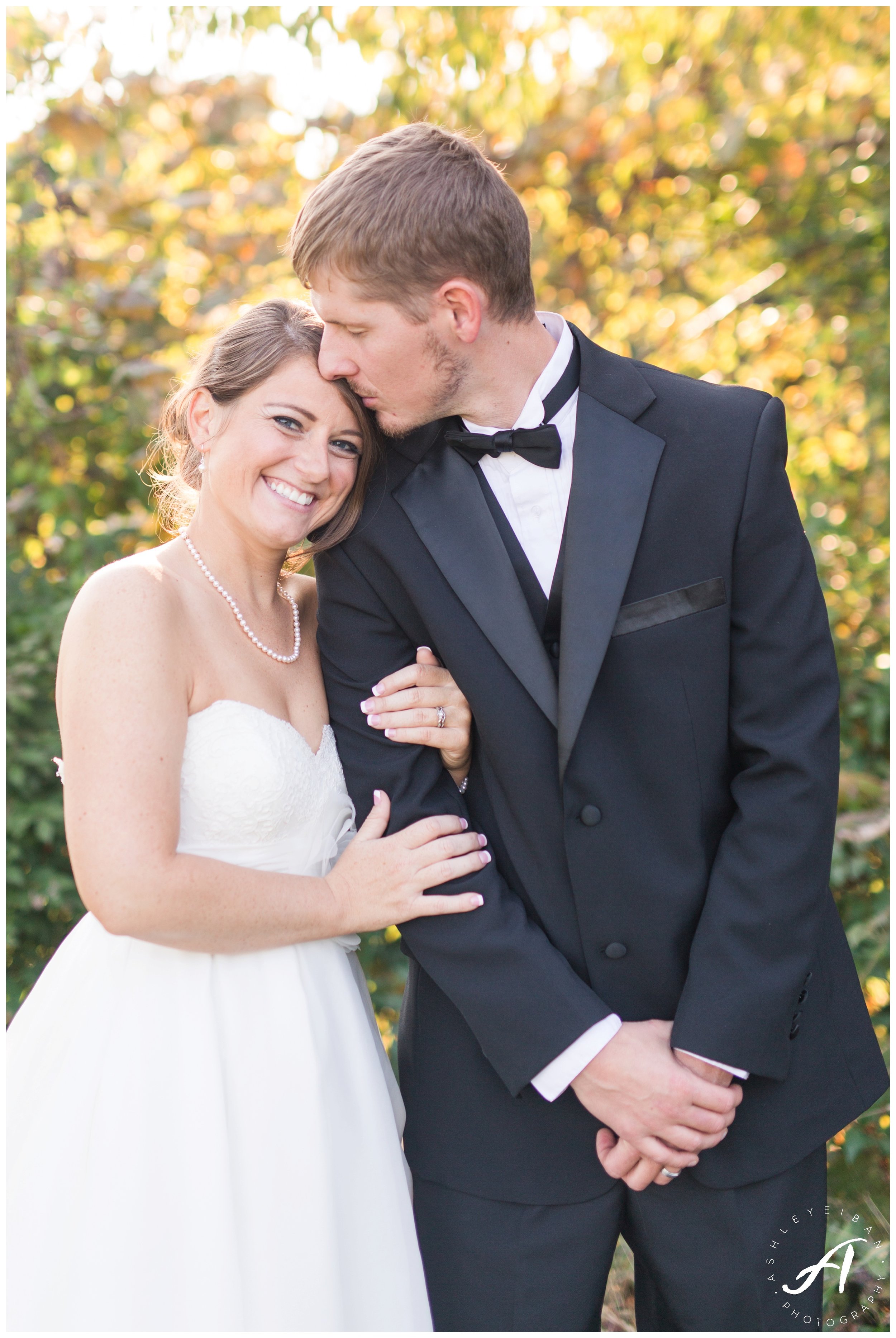 Staunton Church Wedding || Central Virginia Wedding Photographer || www.ashleyeiban.com