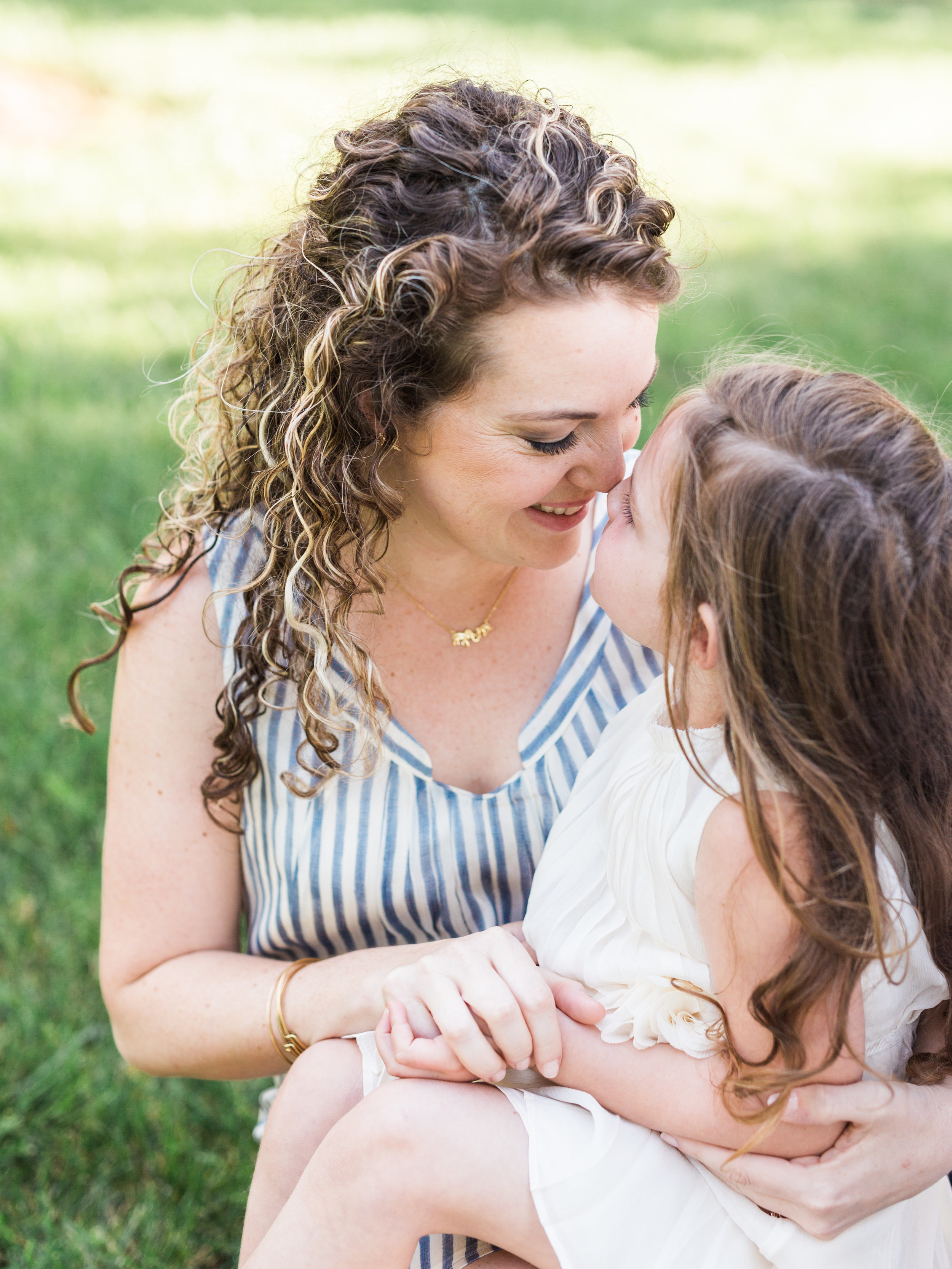 Lynchburg Virginia Wedding and Family Photographer || Ashley Eiban Photography || Central Virginia Photographer || www.ashleyeiban.com