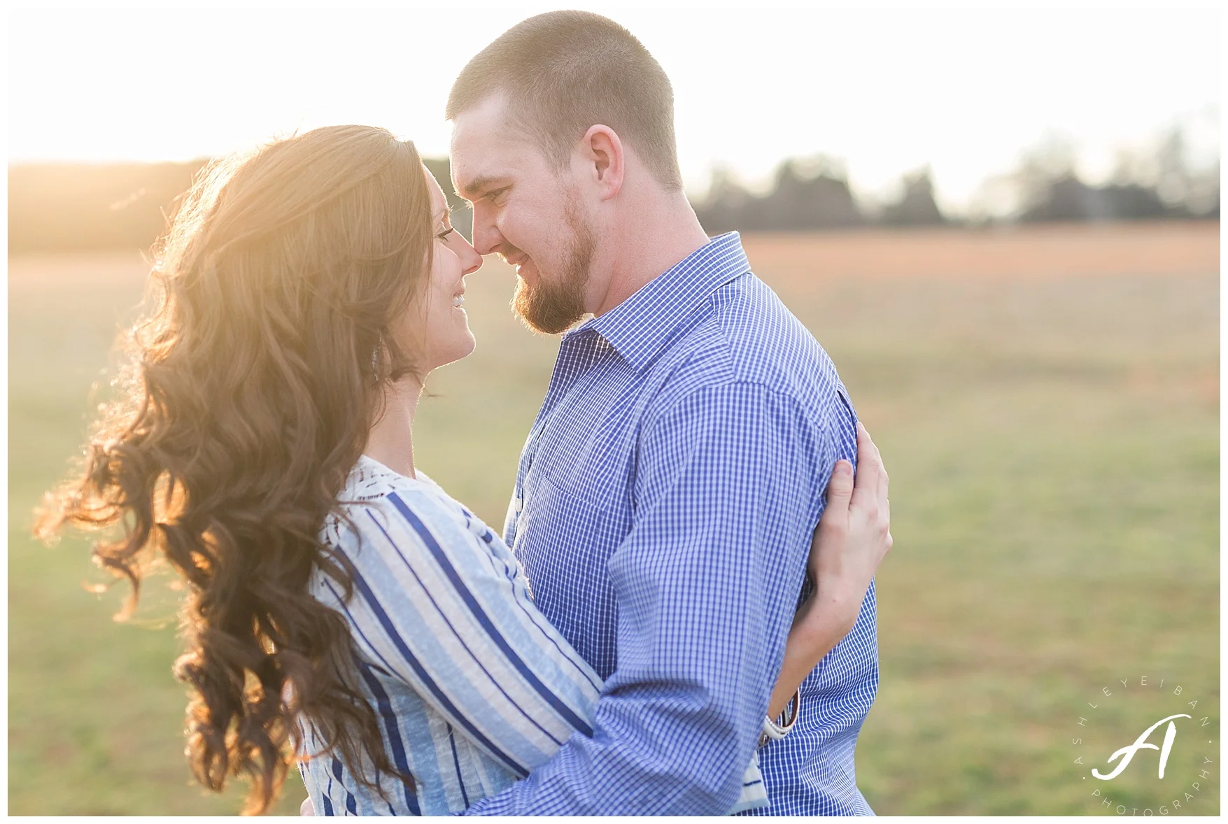Lynchburg Virginia Wedding and Engagement Session || Charlottesville Wedding Photographer || Ashley Eiban Photography || www.ashleyeiban.com
