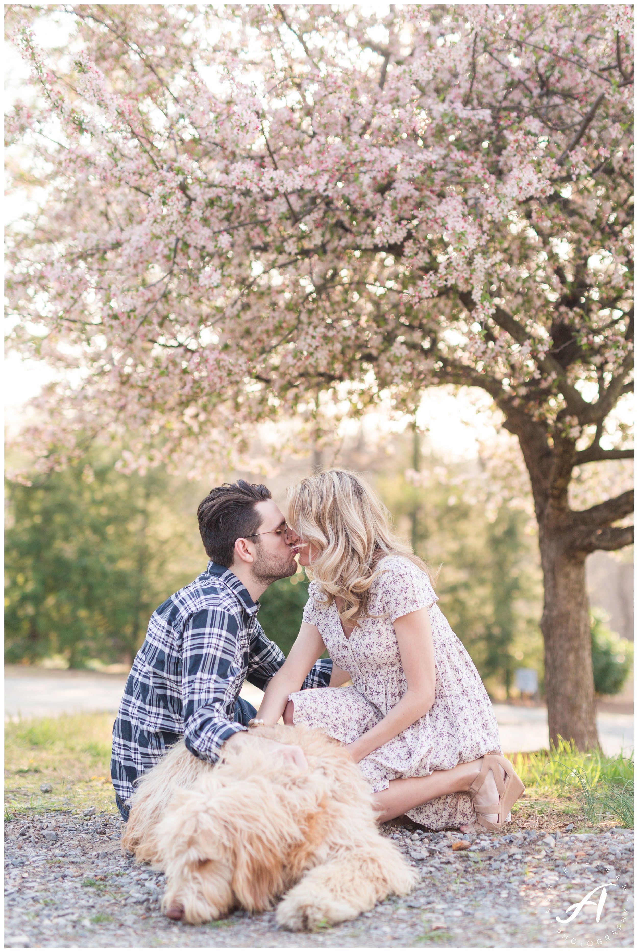 Charlottesville and Lynchburg wedding photographer || downtown lynchburg engagement session || Ashley Eiban Photography || www.ashleyeiban.com