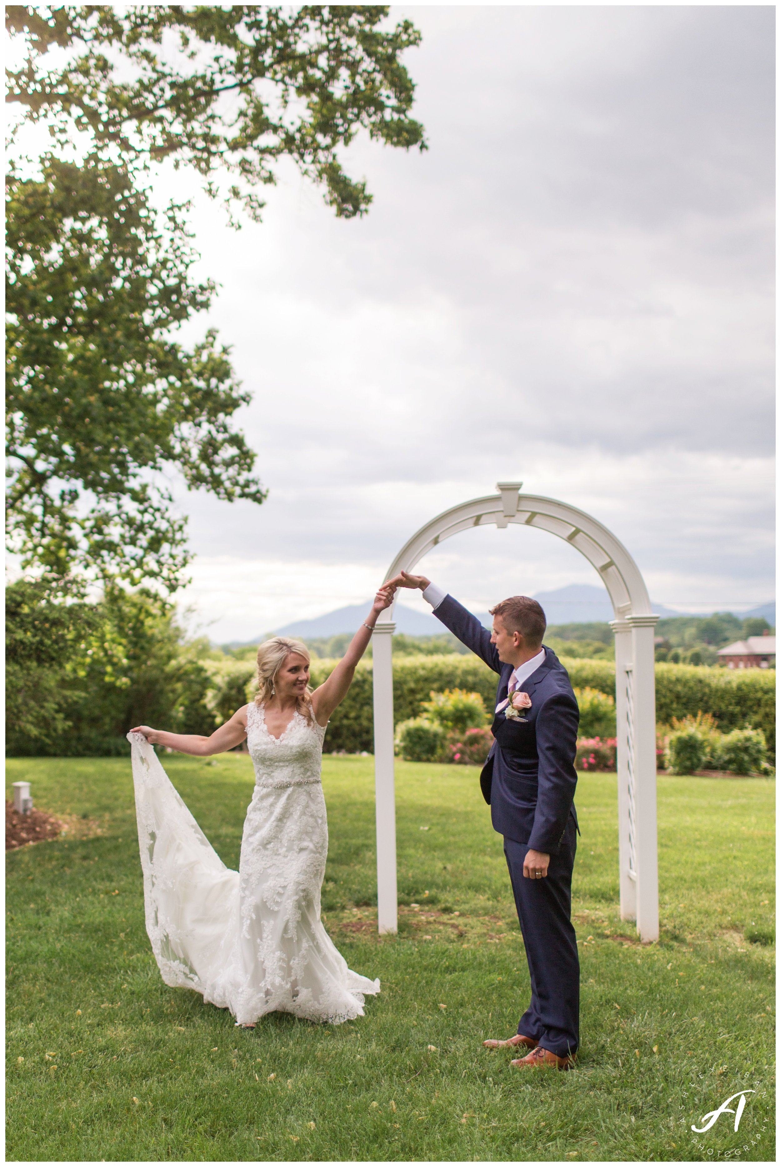 Sunset Portraits on a wedding day || Spring Trivium Estate Wedding || blush and navy wedding || Ashley Eiban Photography || www.ashleyeiban.com