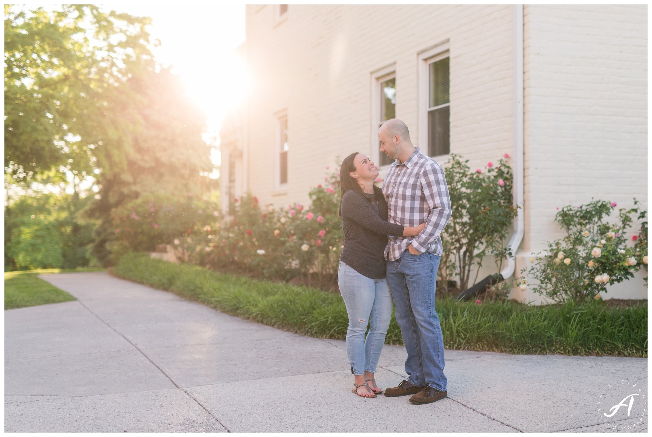 Roanoke and Lynchburg Virginia Wedding and Engagement Photographer || Ashley Eiban Photography || www.ashleyeiban.com