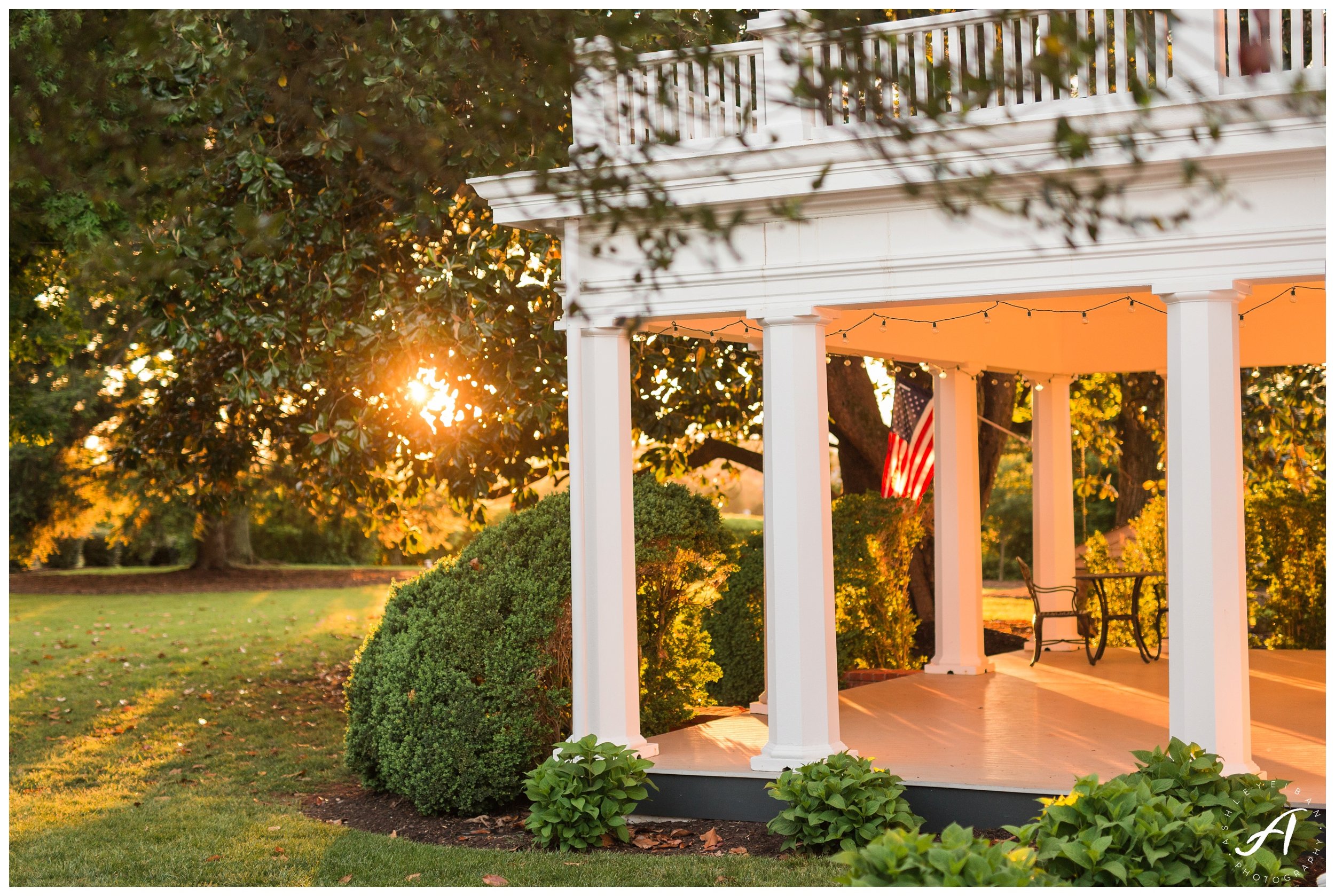 Garden Wedding at The Trivium Estate in Forest Virginia || Wedding Photographer in Charlottesville and Lynchburg VA || www.ashleyeiban.com