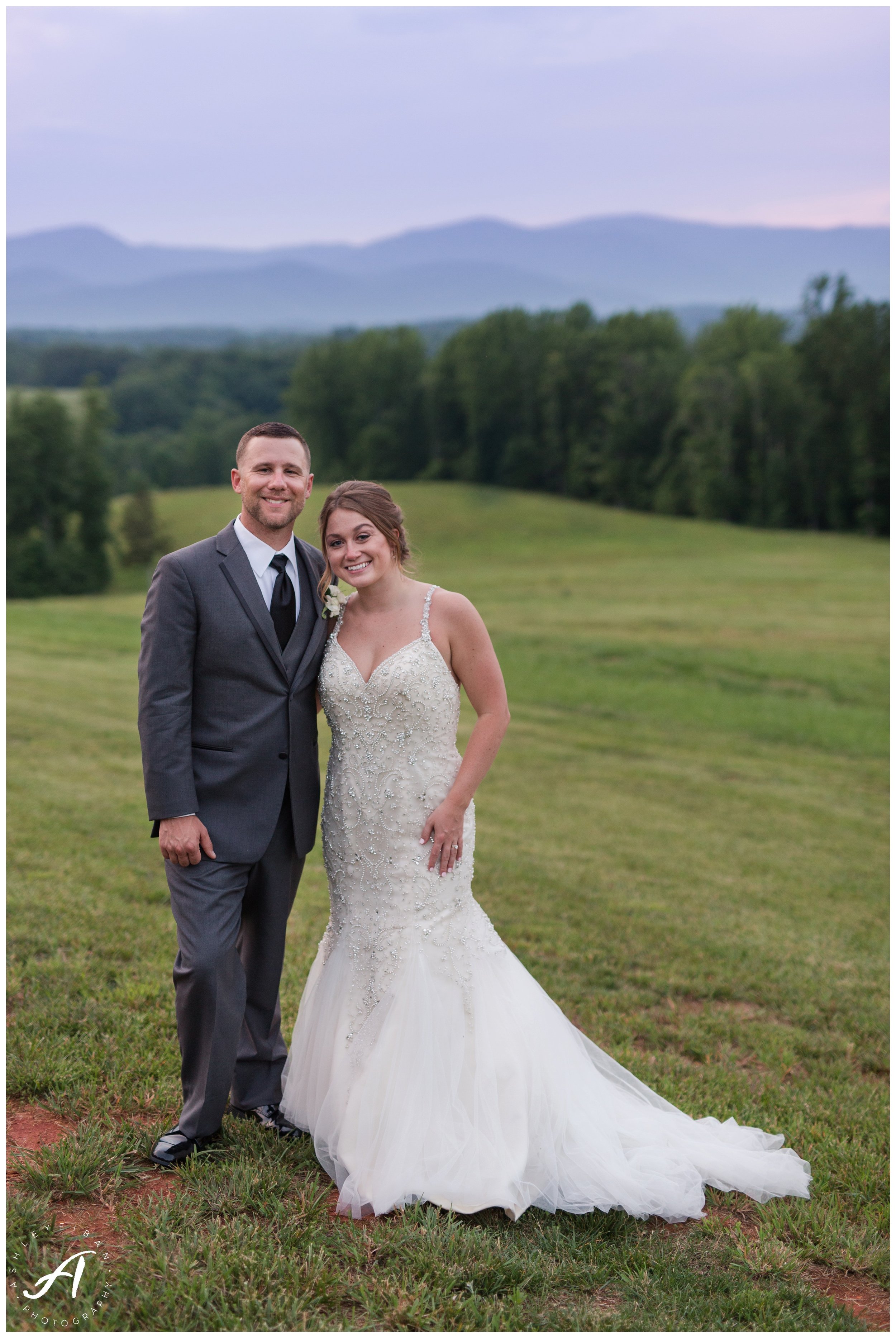 Mountain View Wedding at Sierra Vista in Central Virginia || Ashley Eiban Photography || www.ashleyeiban.com