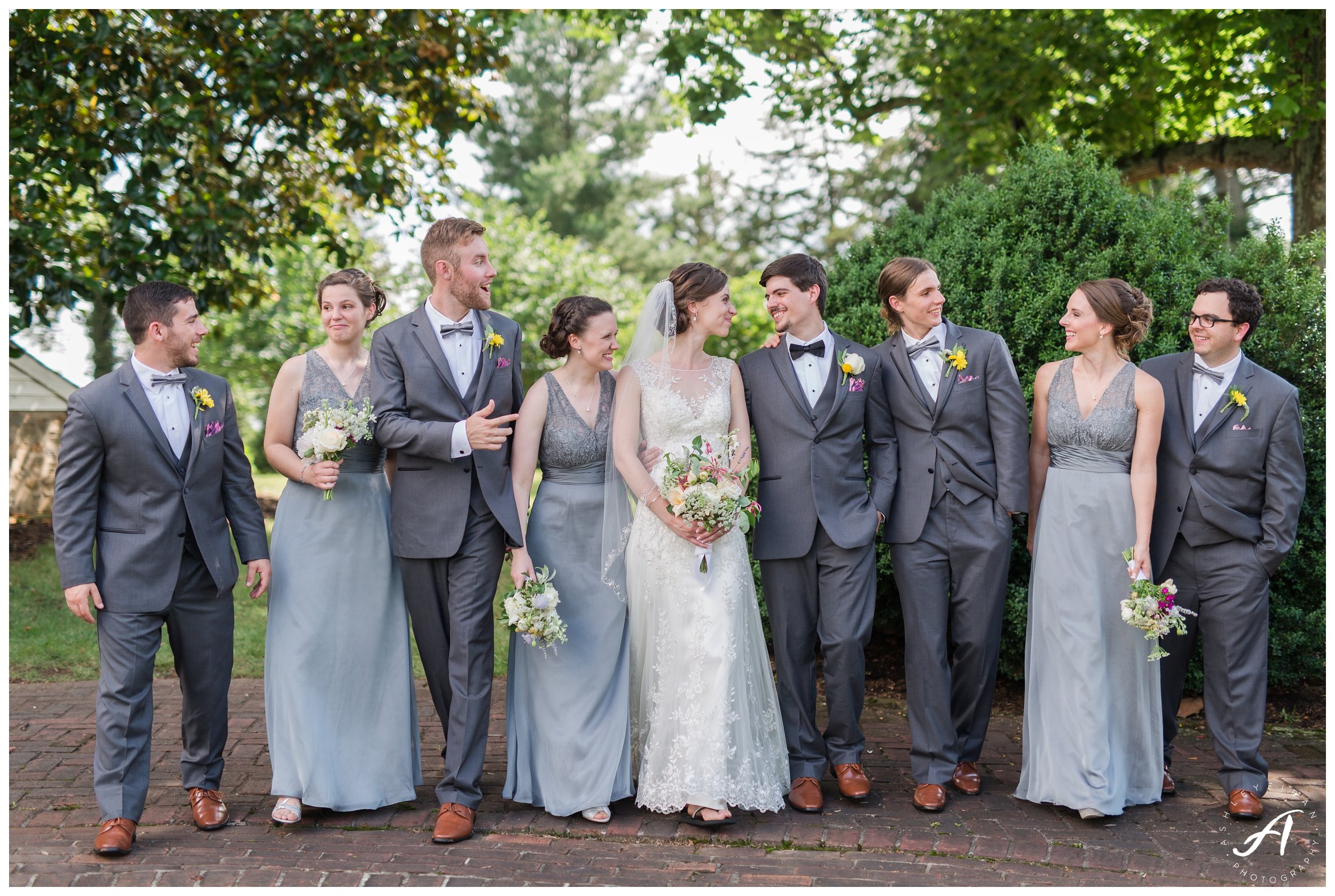 Charlottesville and Lynchburg Wedding Photographer || The Trivium Estate Wedding || www.ashleyeiban.com