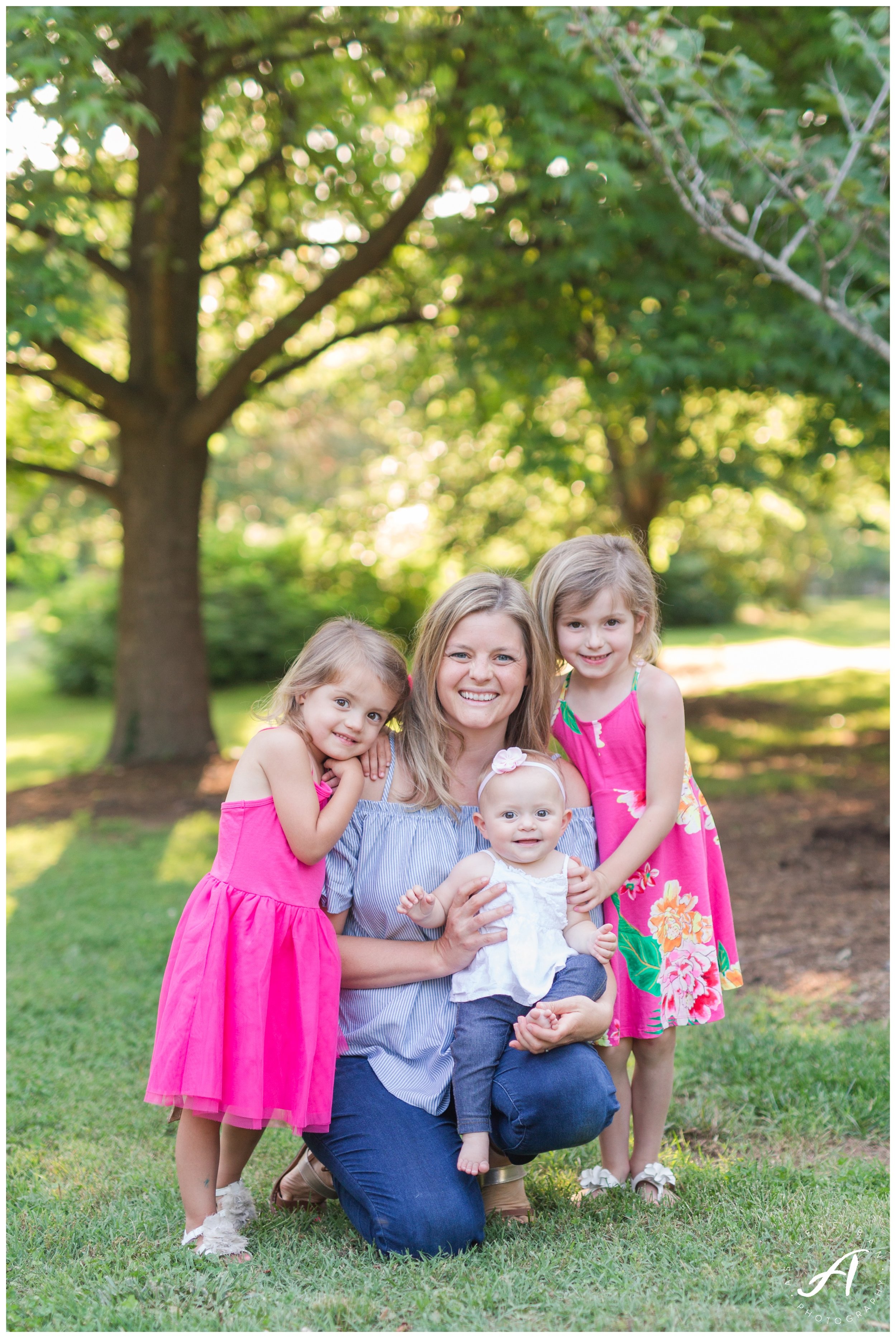 Charlottesville and Lynchburg Virginia Wedding and Family Photographer || Lynchburg Family Photo session || Ashley Eiban Photography || www.ashleyeiban.com