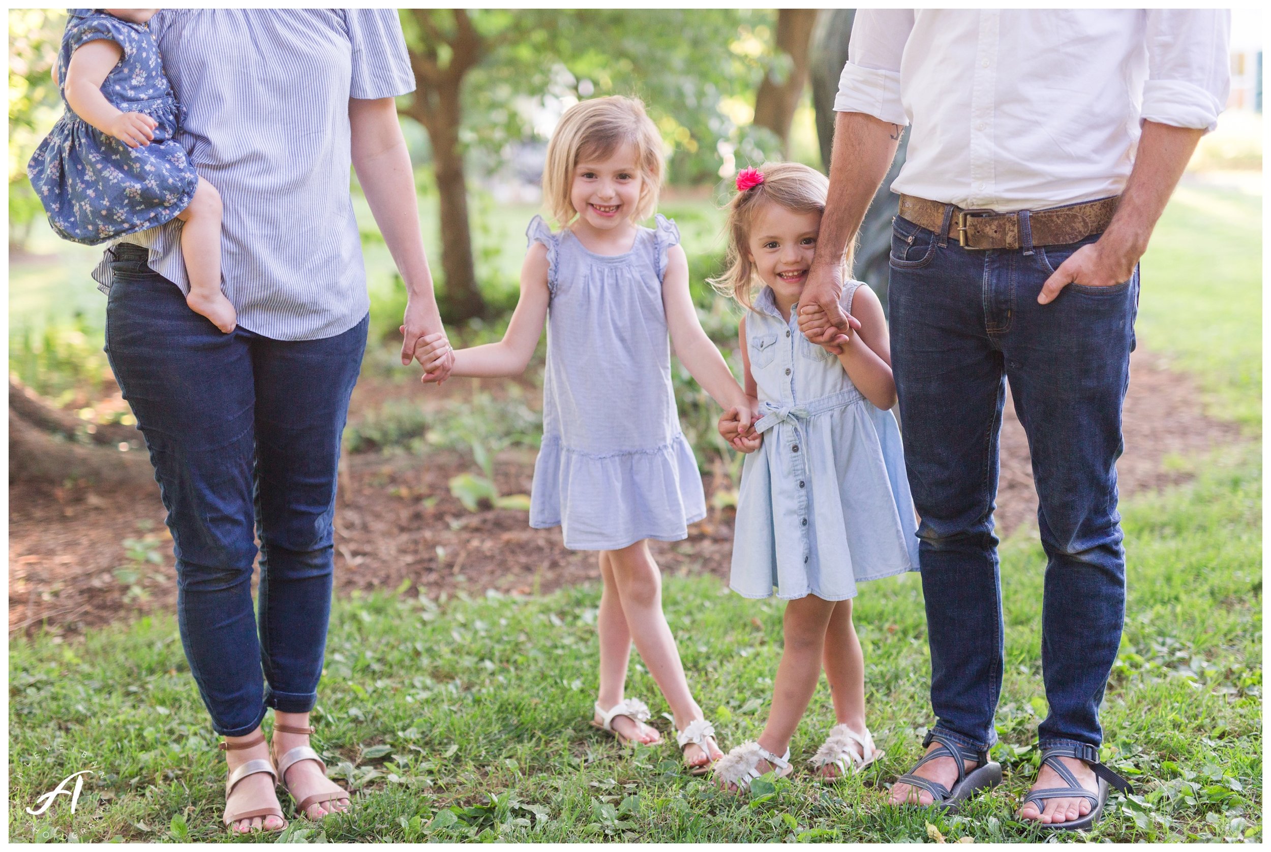 Charlottesville and Lynchburg Virginia Wedding and Family Photographer || Lynchburg Family Photo session || Ashley Eiban Photography || www.ashleyeiban.com