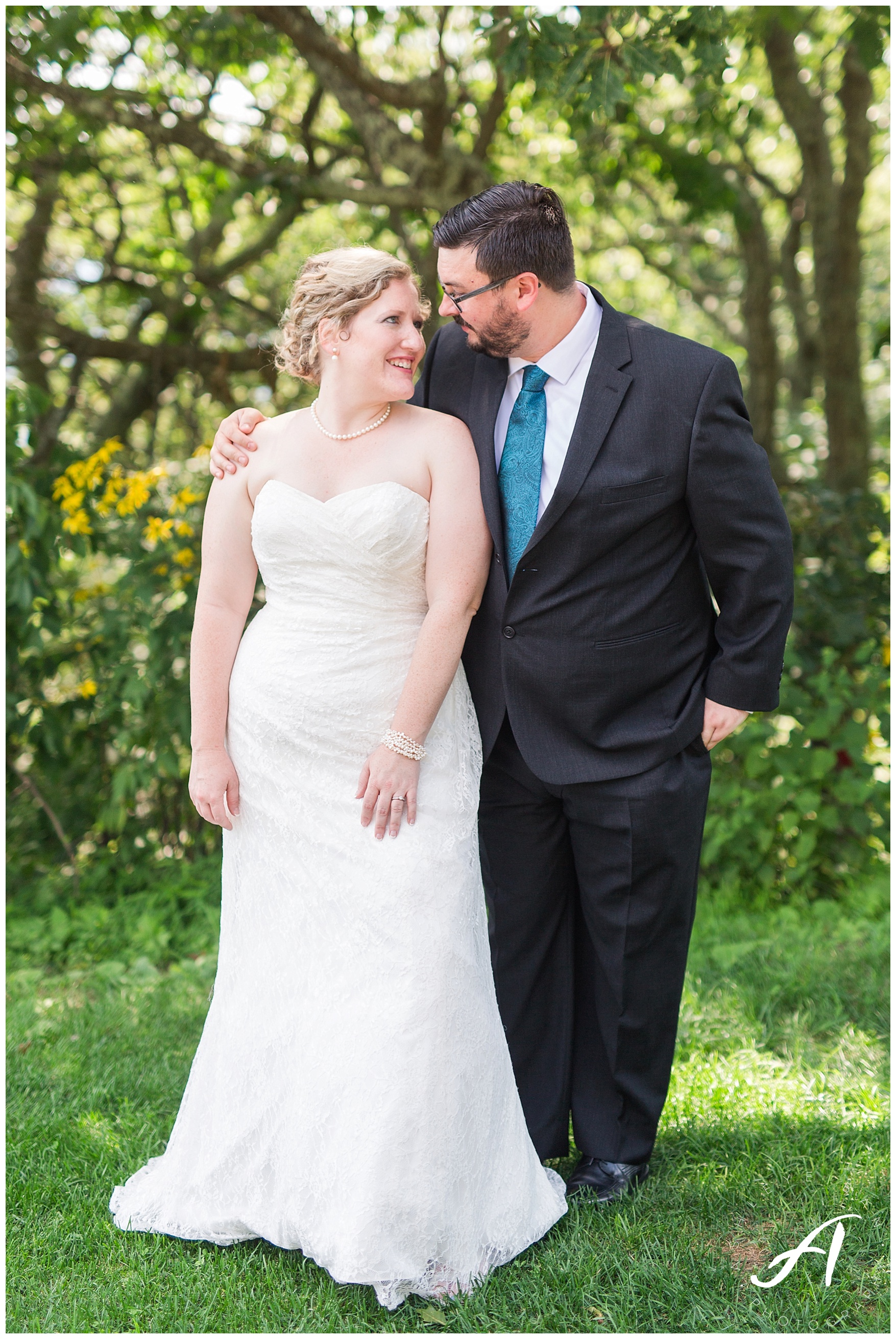 Mountain View Wedding || Central Virginia, Wintergreen Resort Wedding || Ashley Eiban Photography || www.ashleyeiban.com