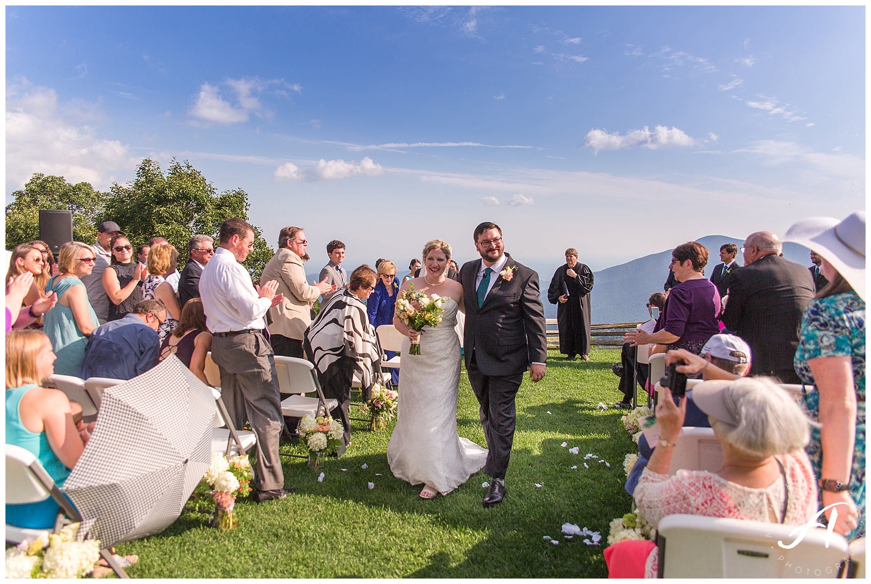 Mountain View Wedding || Central Virginia, Wintergreen Resort Wedding || Ashley Eiban Photography || www.ashleyeiban.com