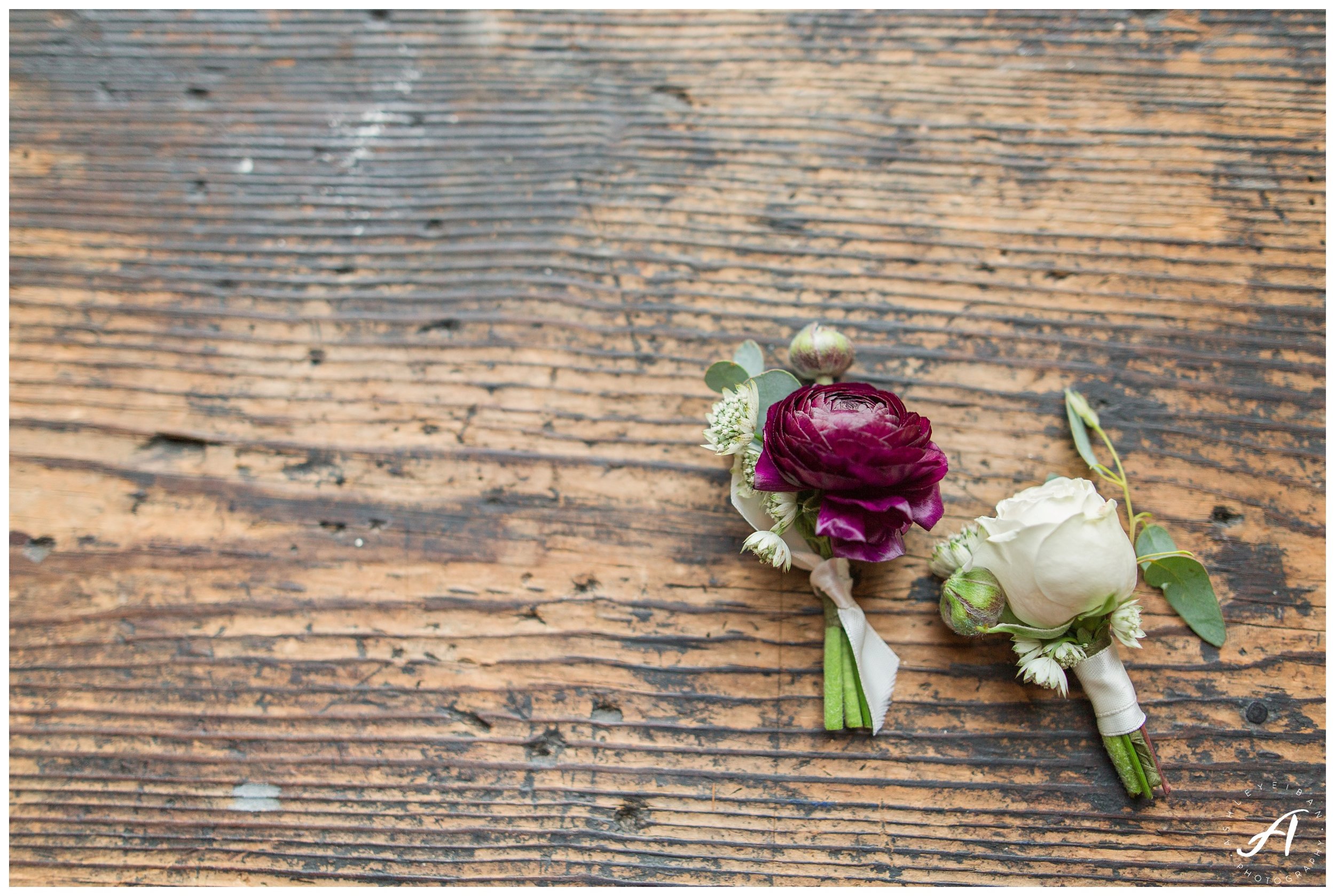 Downtown Lynchburg wedding at Tresca on 8th || Ashley Eiban Photography || www.ashleyeiban.com