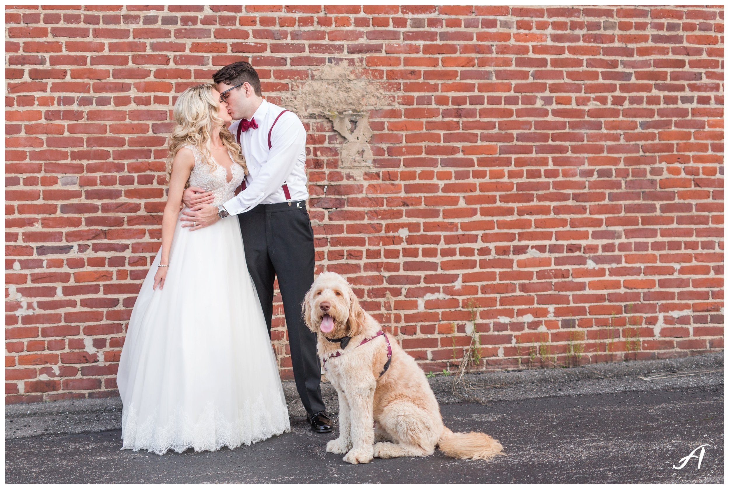 Downtown Lynchburg wedding at Tresca on 8th || Ashley Eiban Photography || www.ashleyeiban.com