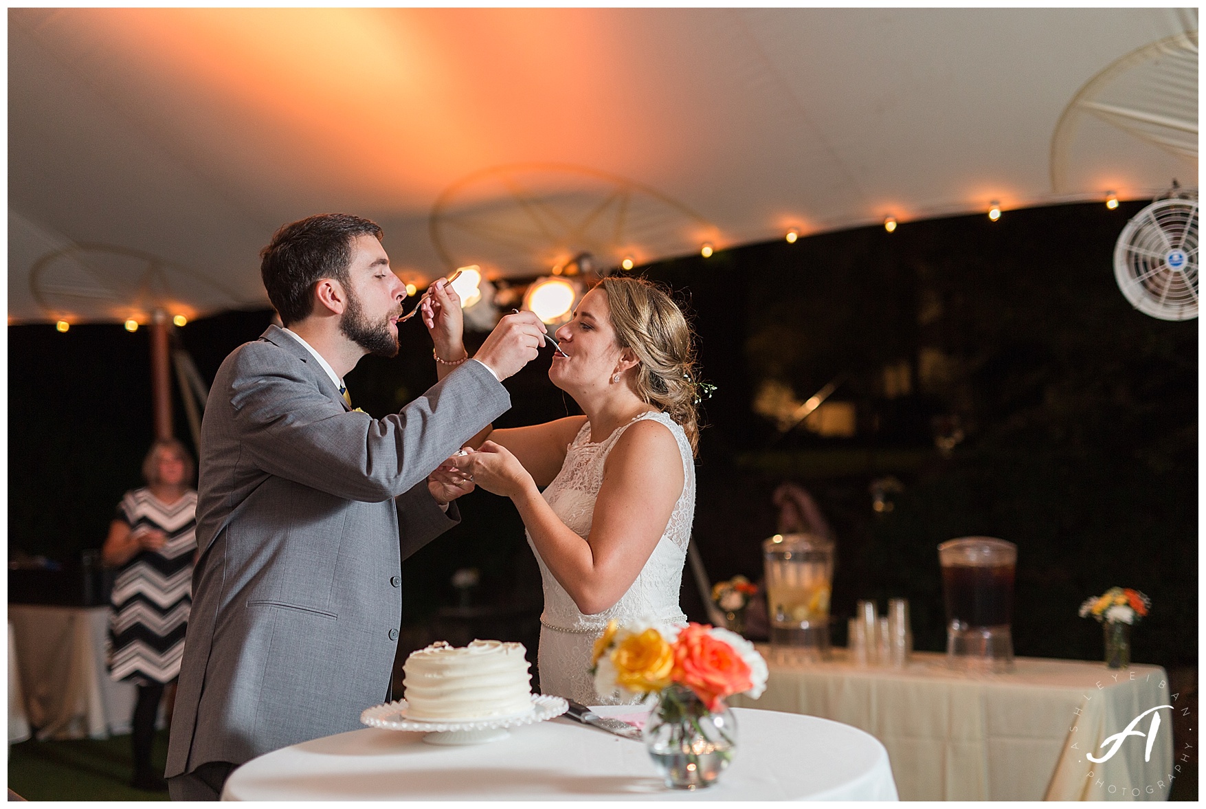 Keswick Vineyard Wedding Photographer || Charlottesville Winery Wedding Photographer || Central Virginia Fall Wedding || www.ashleyeiban.com