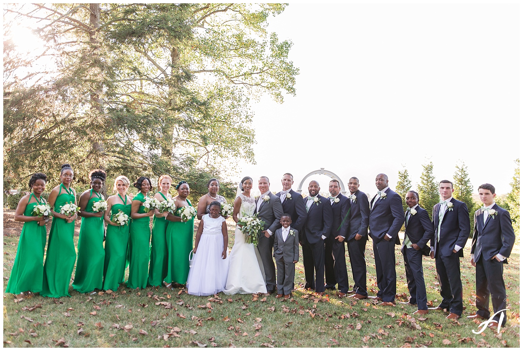 Trivium Estate Wedding || Charlottesville and Lynchburg Wedding Photographer || www.ashleyeiban.com