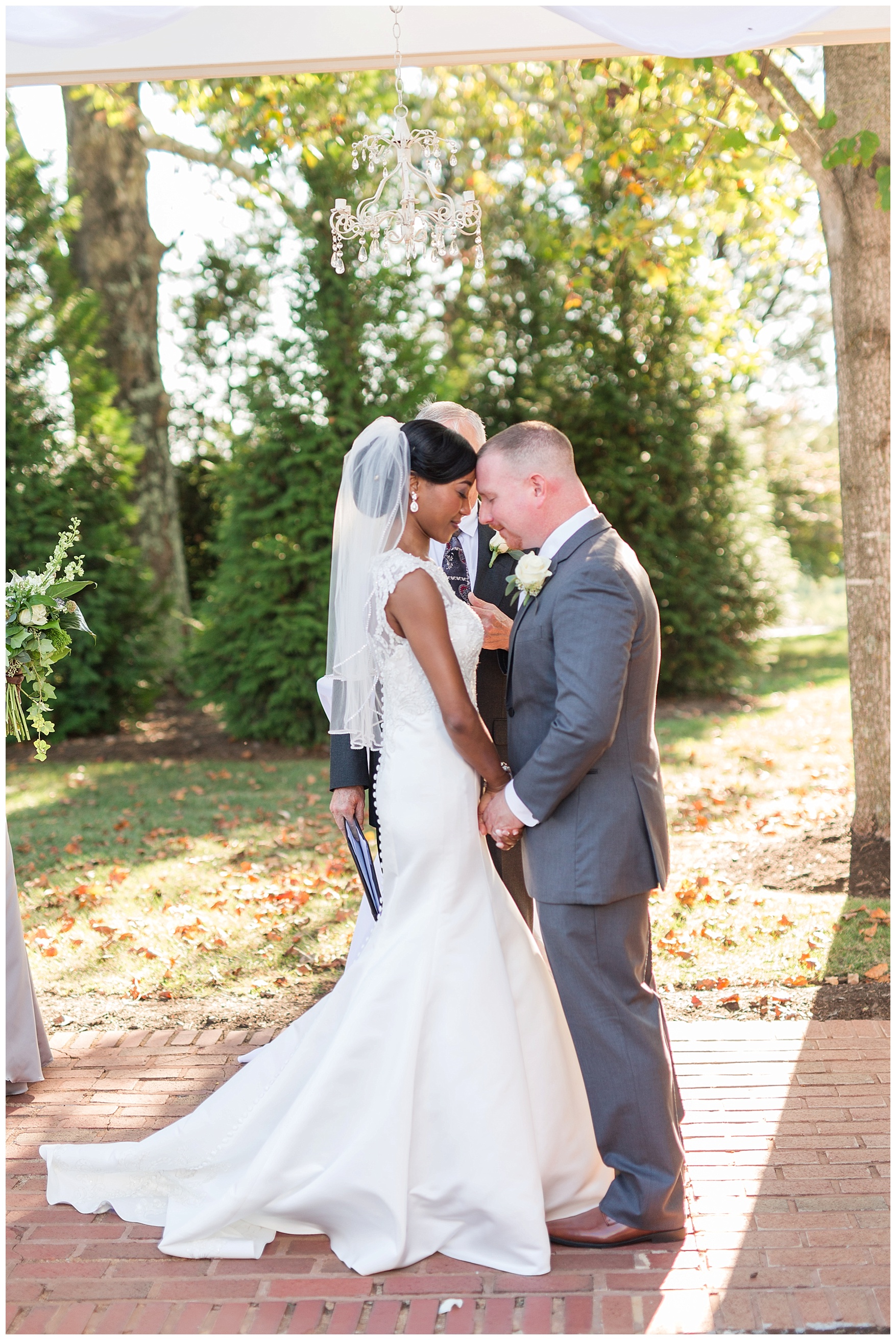 Trivium Estate Wedding || Charlottesville and Lynchburg Wedding Photographer || www.ashleyeiban.com