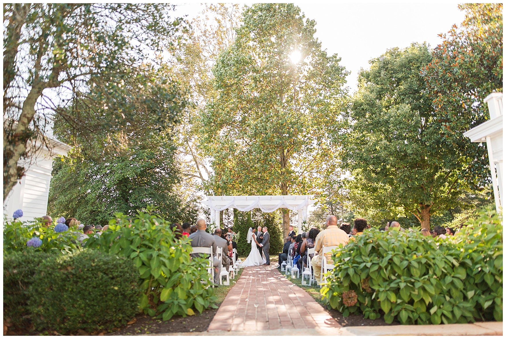 Trivium Estate Wedding || Charlottesville and Lynchburg Wedding Photographer || www.ashleyeiban.com