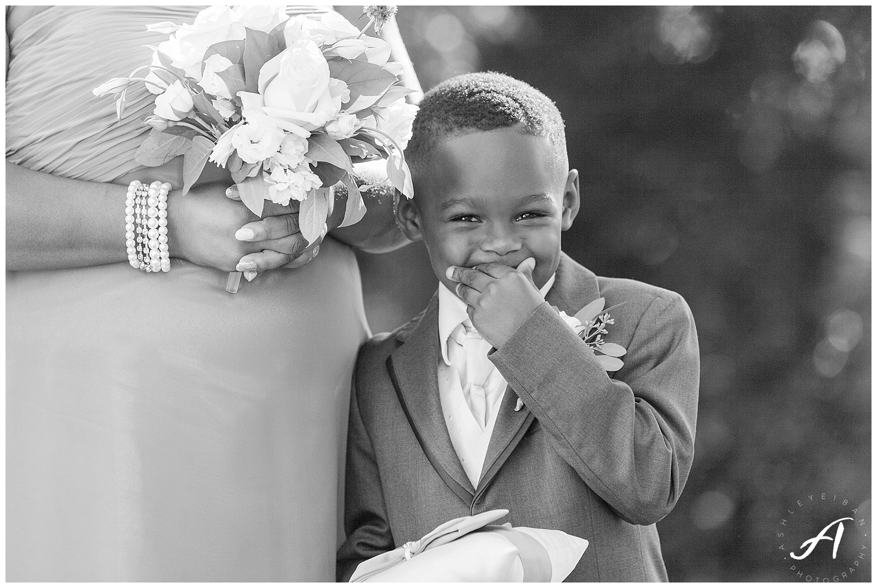 Trivium Estate Wedding || Charlottesville and Lynchburg Wedding Photographer || www.ashleyeiban.com