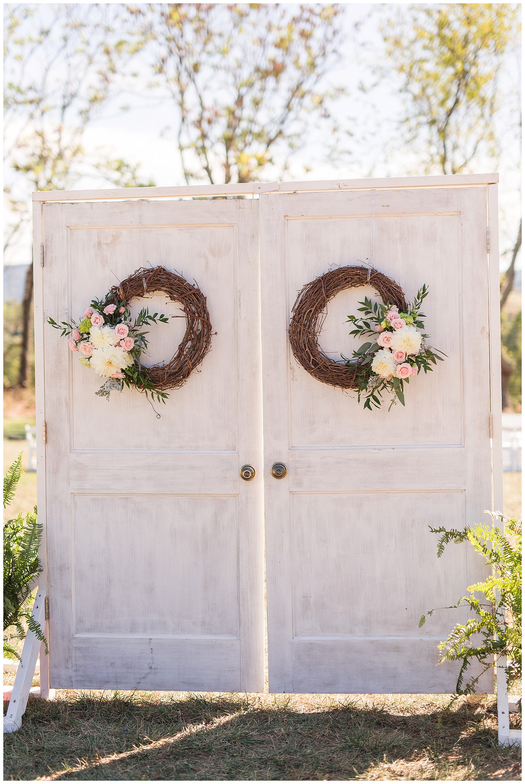 Outdoor Mountain View Wedding || On the Glen at Glenburn Farms Wedding || www.ashleyeiban.com