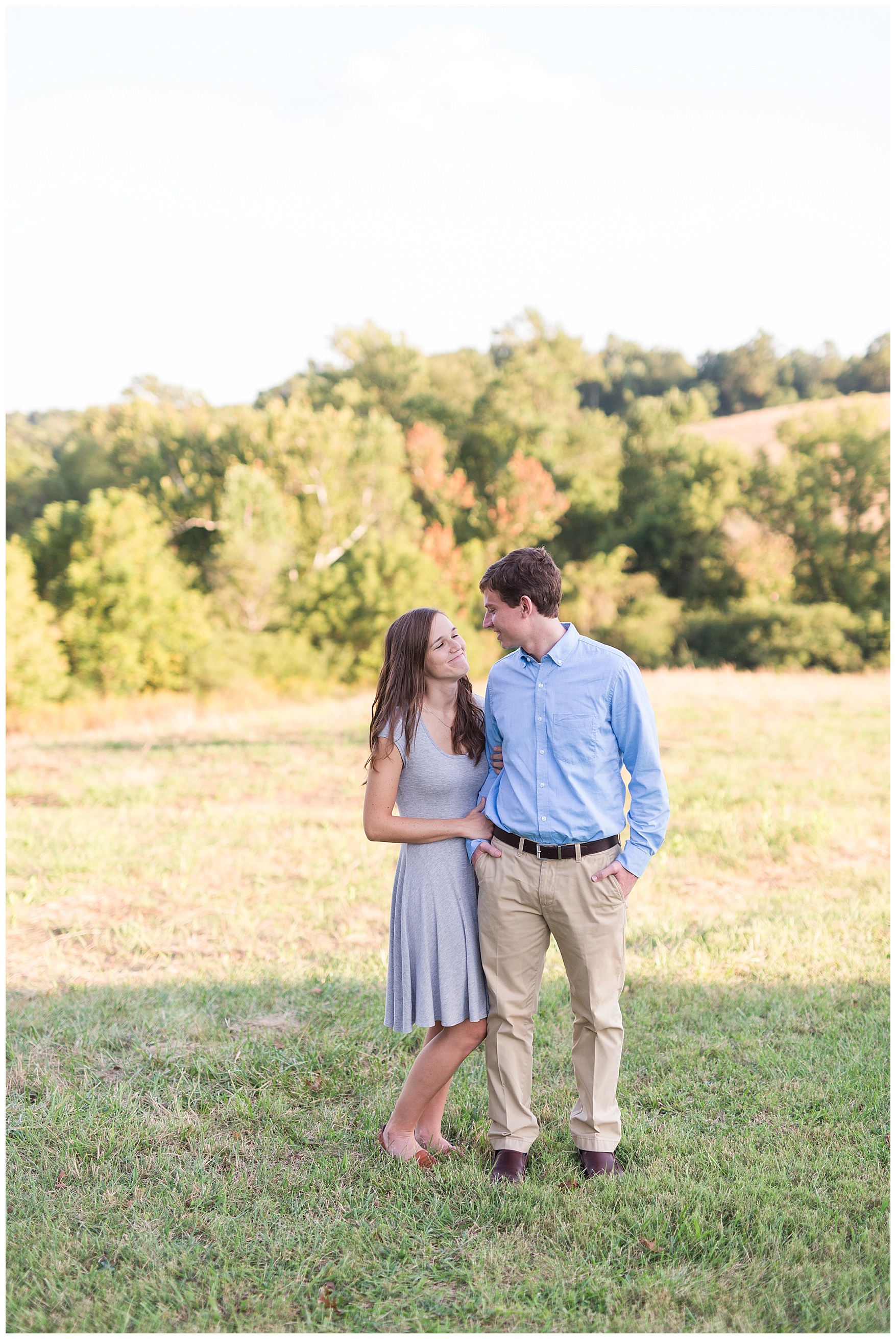 Lynchburg and Charlottesville Wedding and Engagement Photographer || Sweet Briar College Engagement || www.ashleyeiban.com
