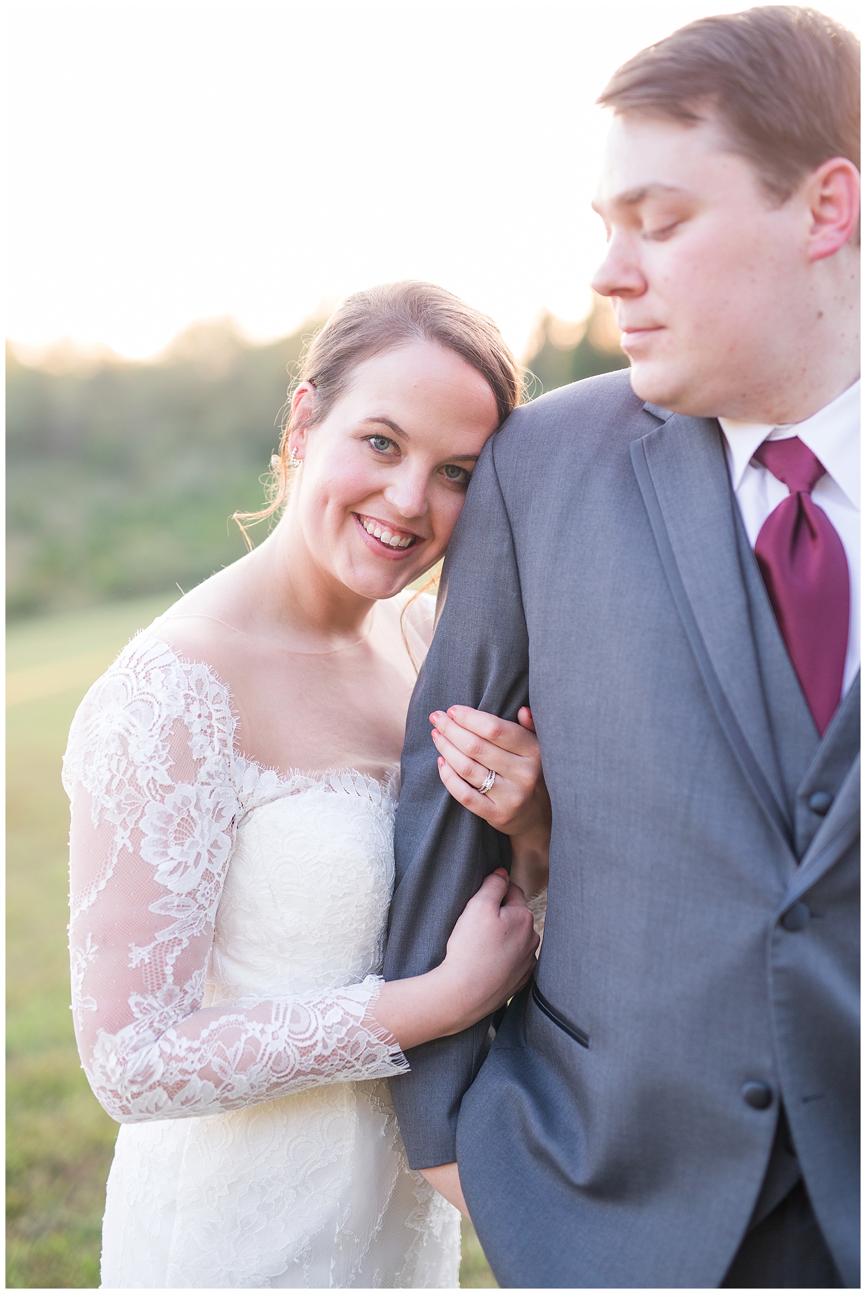 Charlottesville and Lynchburg Wedding Photographer || Fall Trivium Estate Wedding || Ashley Eiban Photography || www.ashleyeiban.com