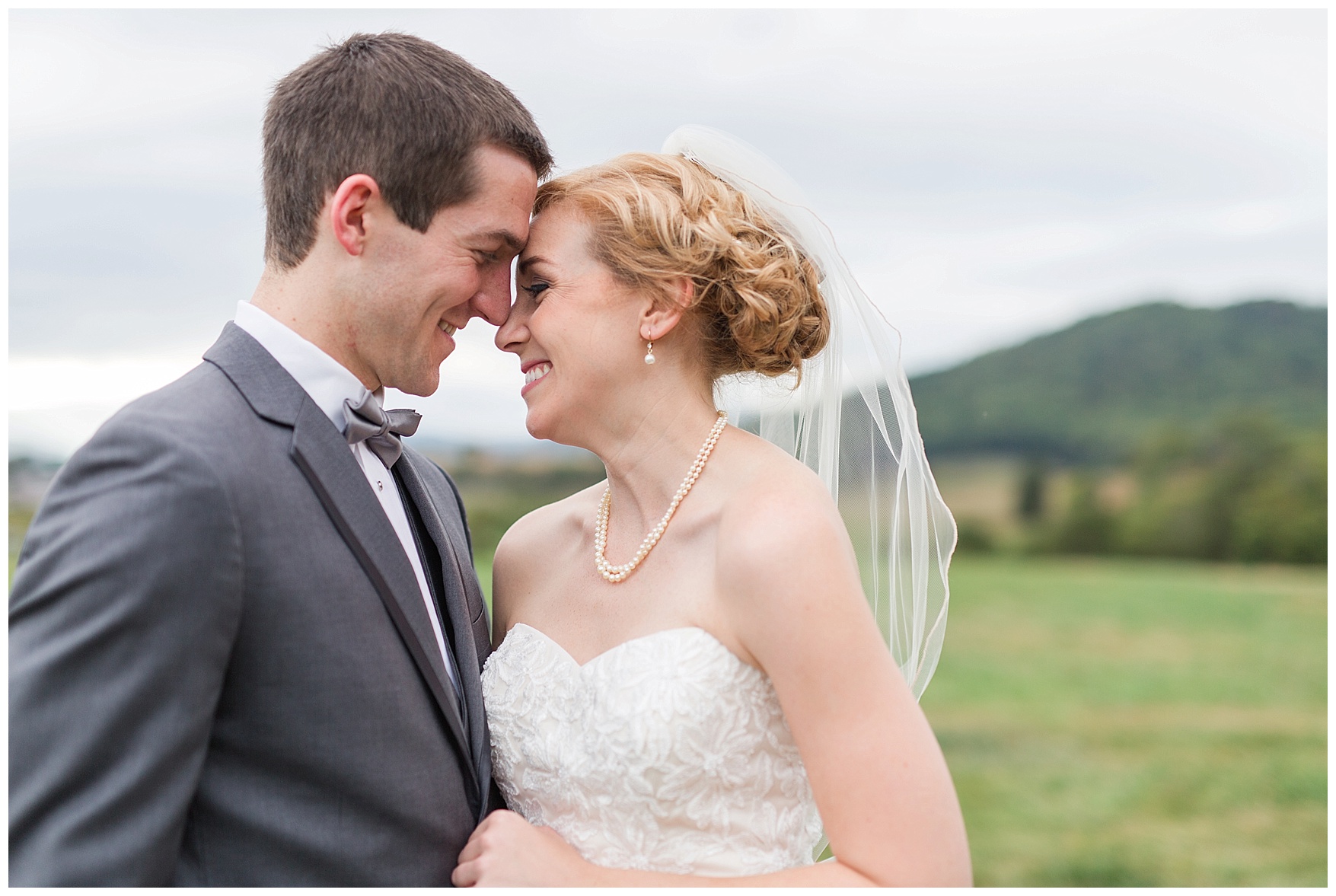Early Mountain Vineyard Wedding || Charlottesville VA Wedding Photographer || www.ashleyeiban.com