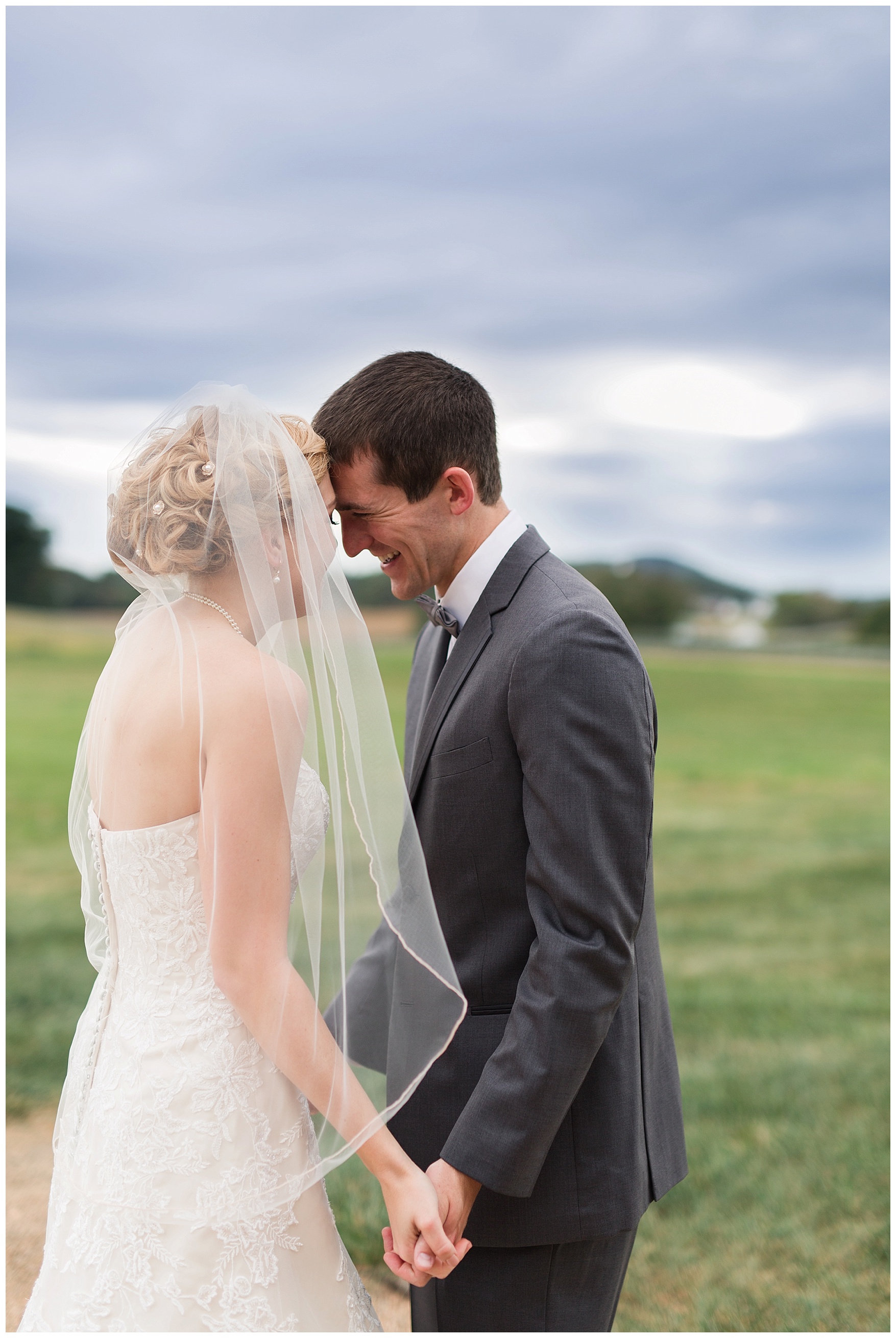 Early Mountain Vineyard Wedding || Charlottesville VA Wedding Photographer || www.ashleyeiban.com