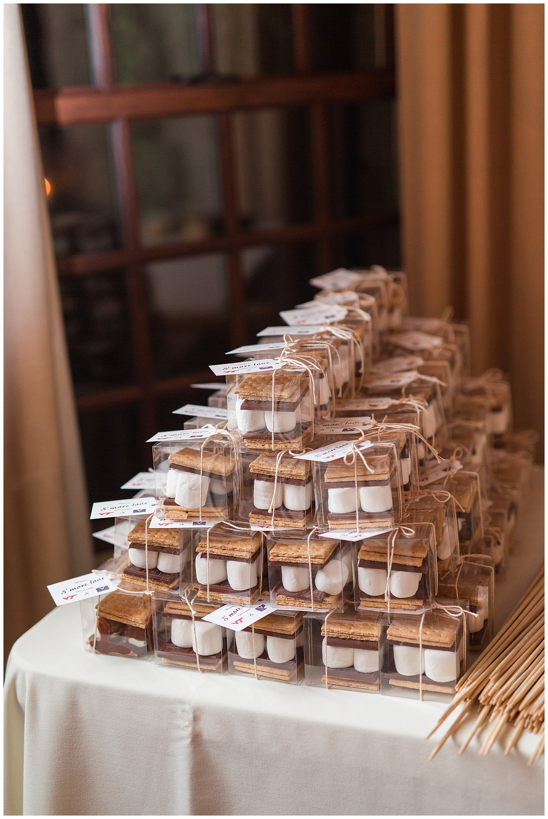 Early Mountain Vineyard Wedding || Charlottesville VA Wedding Photographer || www.ashleyeiban.com