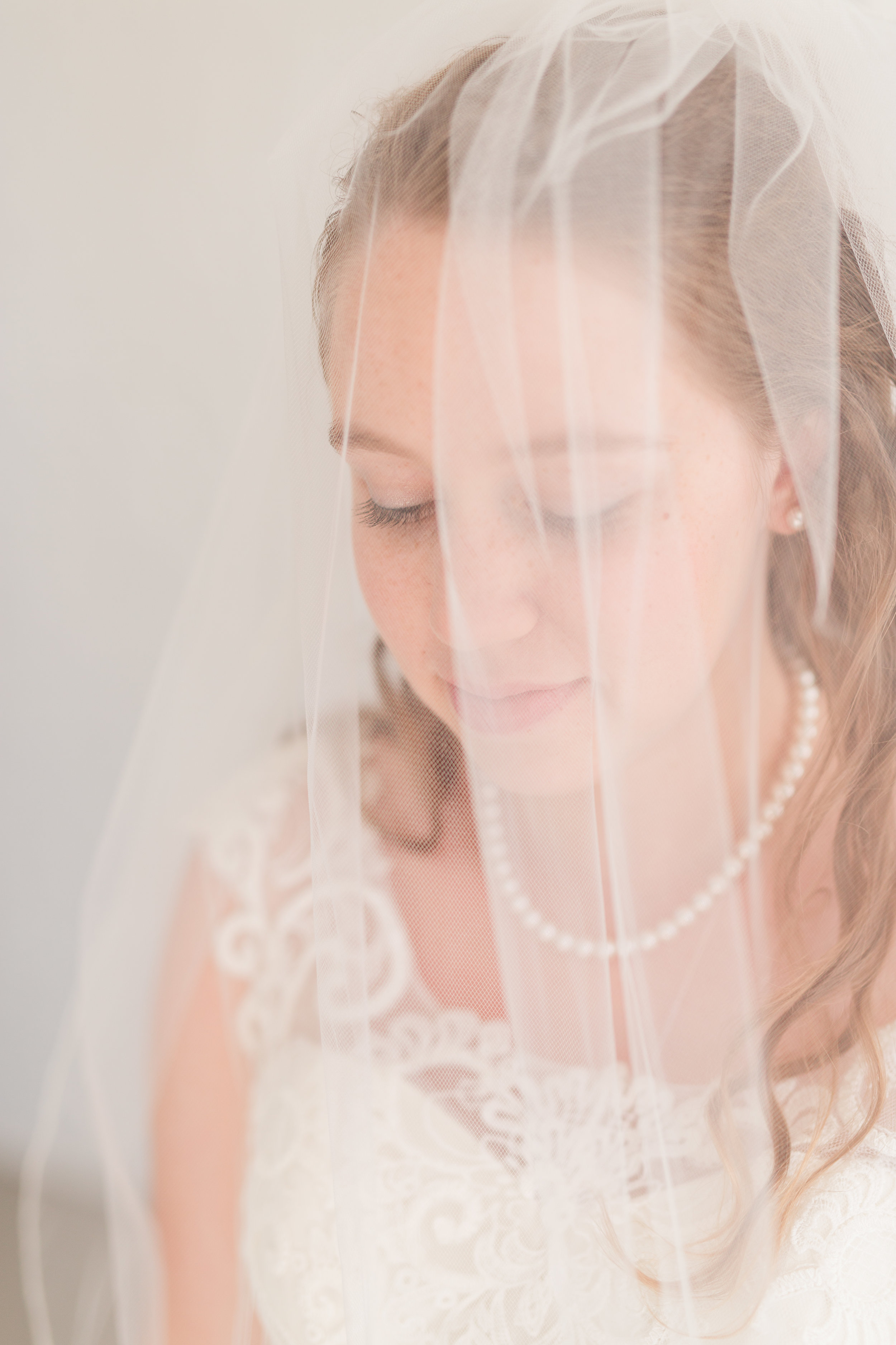 Lynchburg Virginia Wedding Photographer || The Trivium Estate Wedding || www.ashleyeiban.com