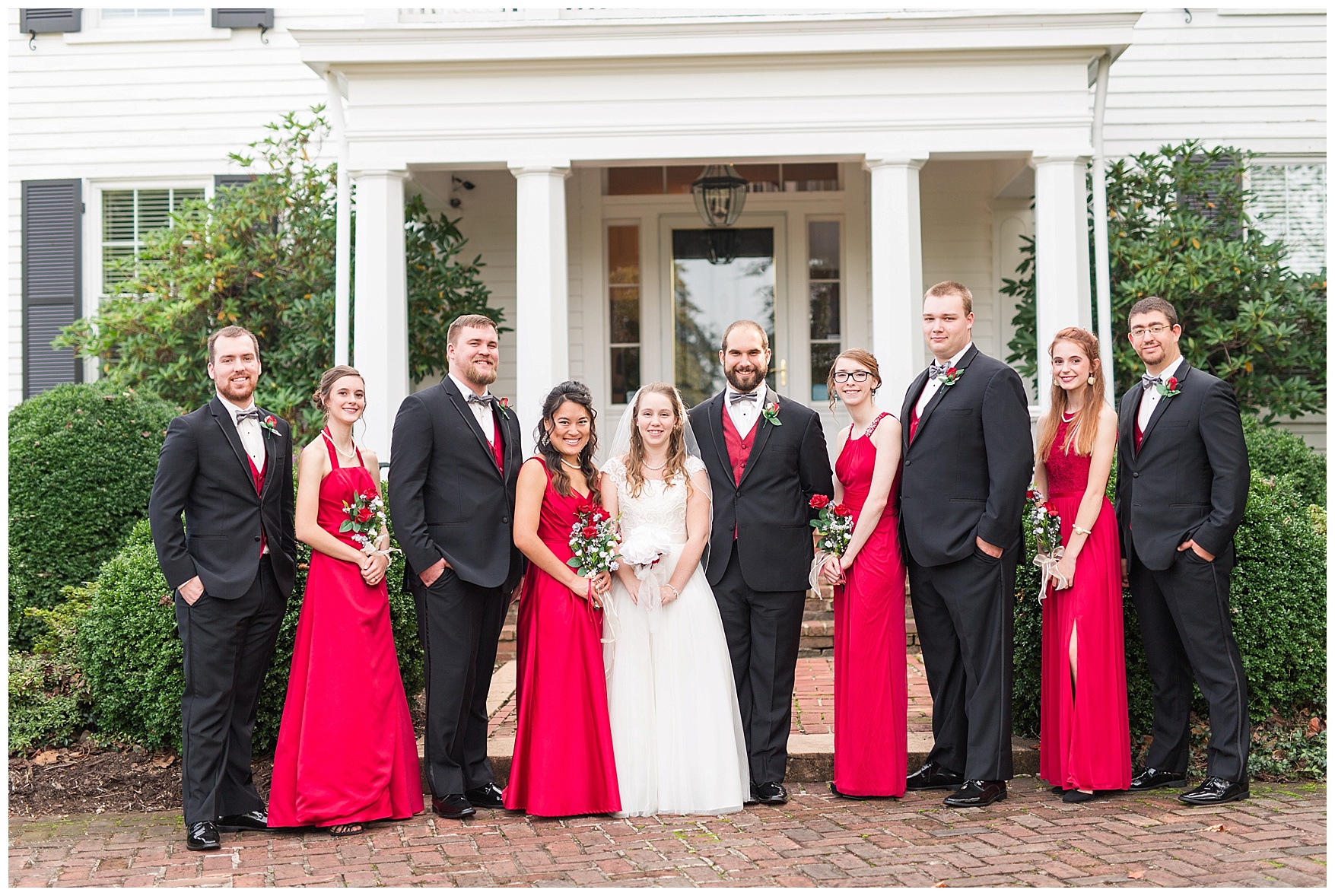 Lynchburg and Charlottesville Wedding Photographer || Trivium Estate Wedding || www.ashleyeiban.com