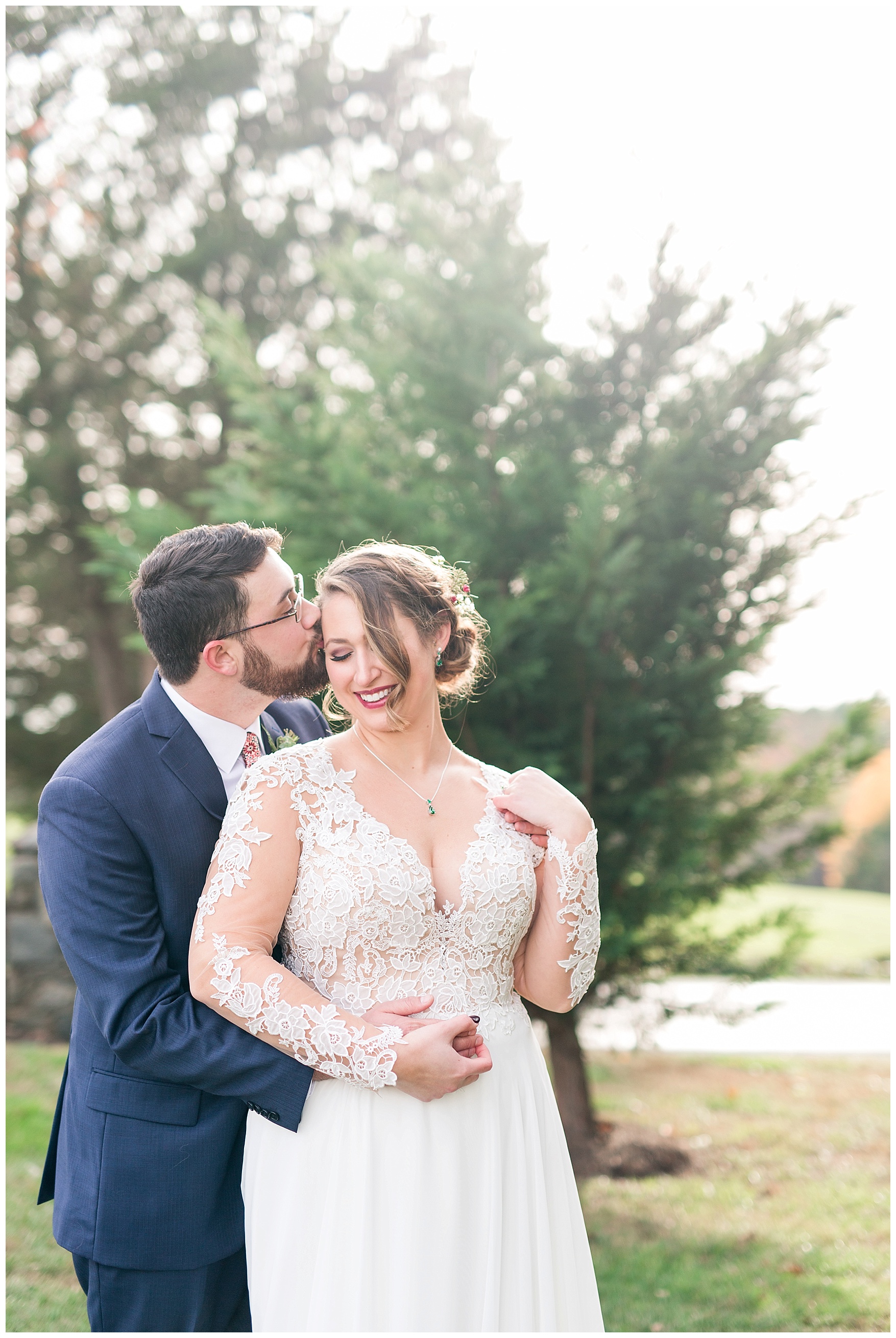 Lynchburg and Charlottesville Wedding Photographer || Fall Wedding at The Trivium Estate in Forest, Virginia || www.ashleyeiban.com