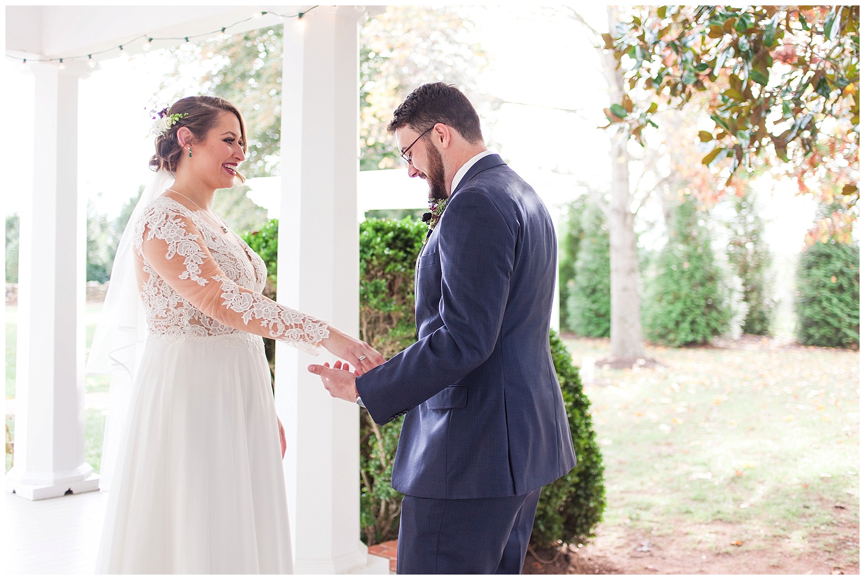 Lynchburg and Charlottesville Wedding Photographer || Fall Wedding at The Trivium Estate in Forest, Virginia || www.ashleyeiban.com