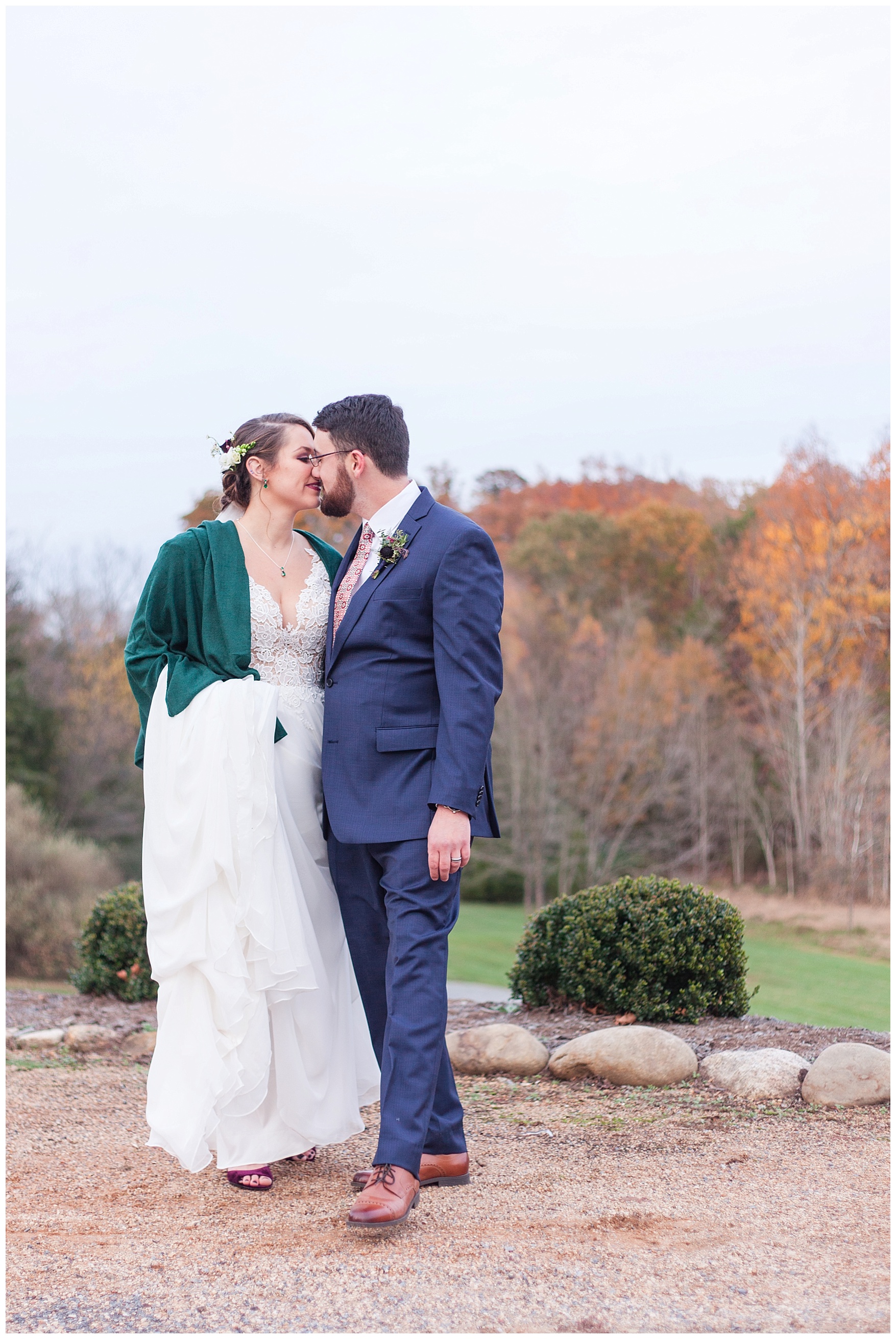 Lynchburg and Charlottesville Wedding Photographer || Fall Wedding at The Trivium Estate in Forest, Virginia || www.ashleyeiban.com
