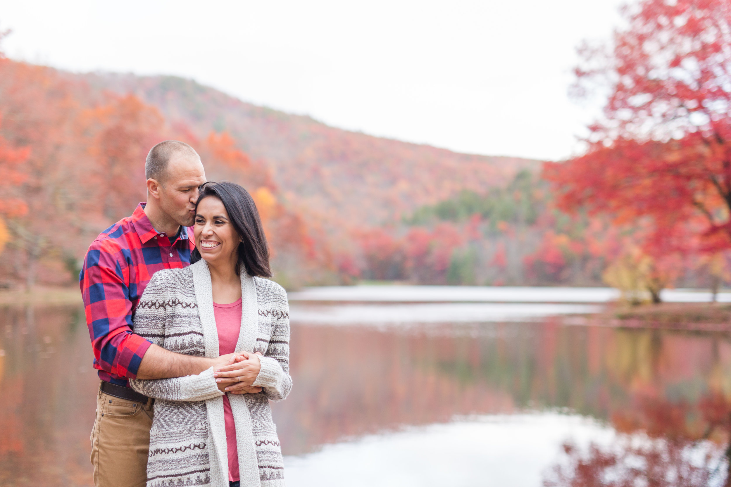 Fall engagement session at lake sherando in central virginia || Lynchburg Wedding and Engagement Photographer || www.ashleyeiban.com