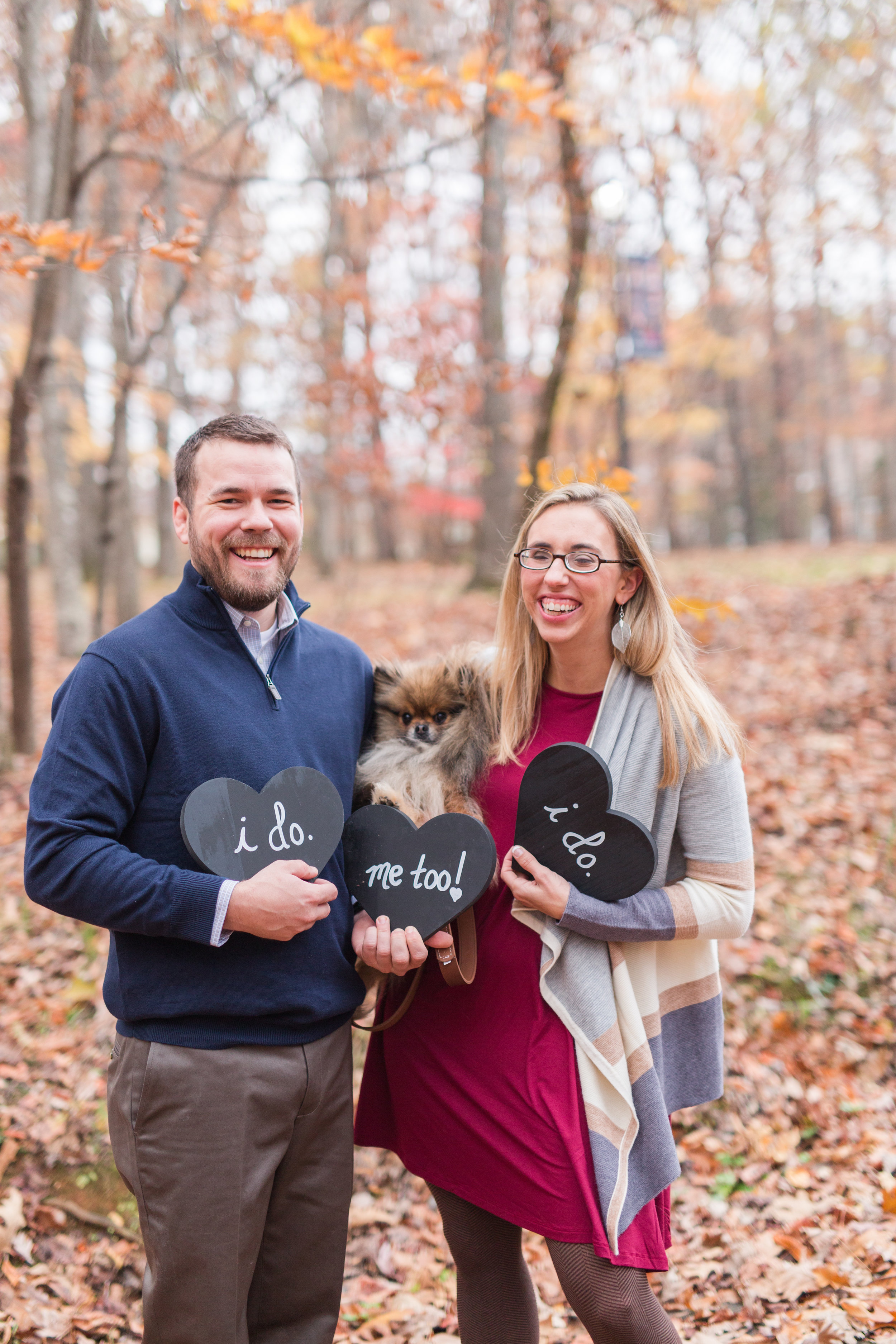 Lynchburg Virginia Engagement Session || Fall Engagement Photos in Virginia || Lynchburg Wedding and Portrait Photographer || www.ashleyeiban.com