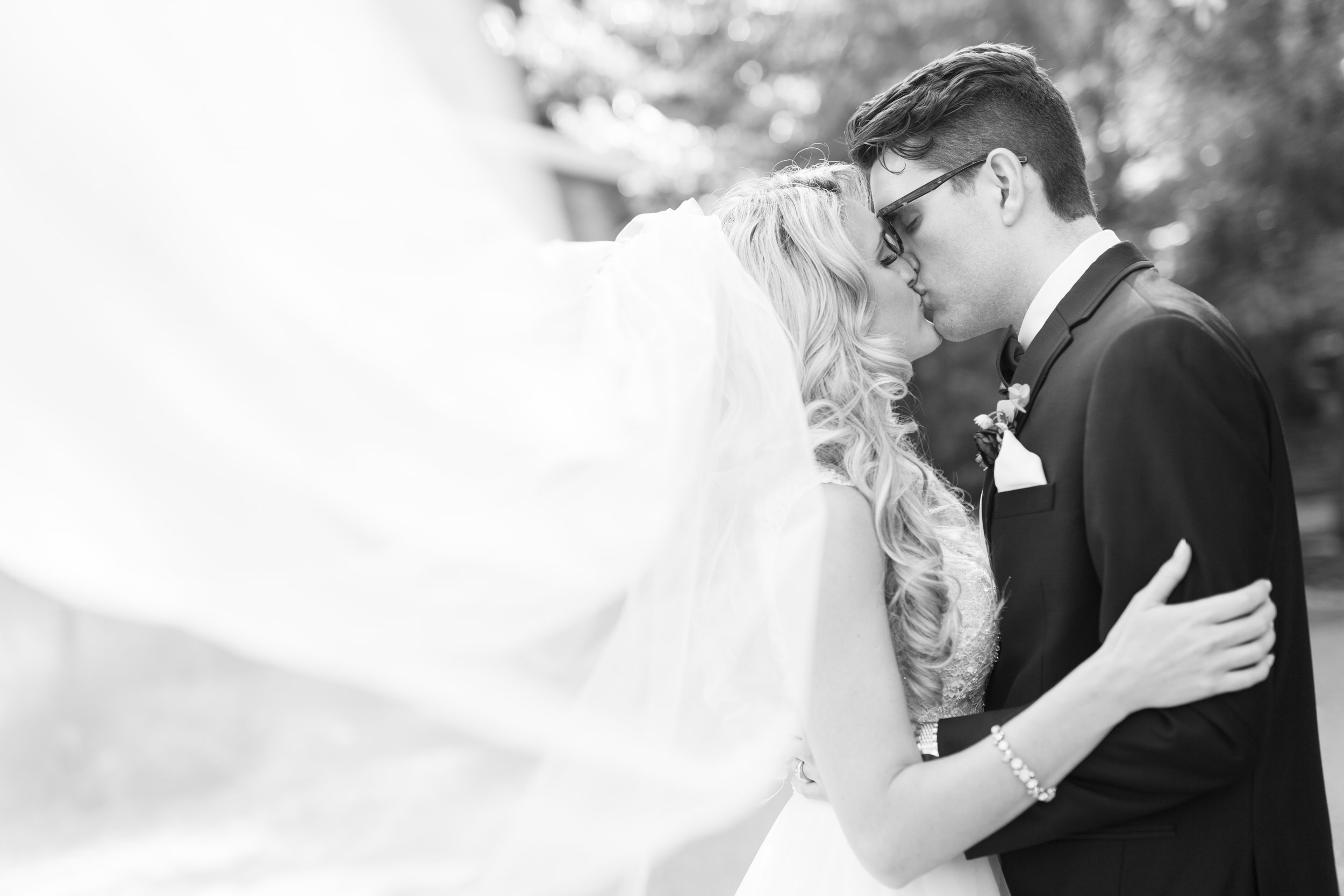 Write here…Lynchburg Virginia Wedding Photographer || Central Virginia Wedding Photos || Ashley Eiban Photography || www.ashleyeiban.com || Tresca on 8th Wedding