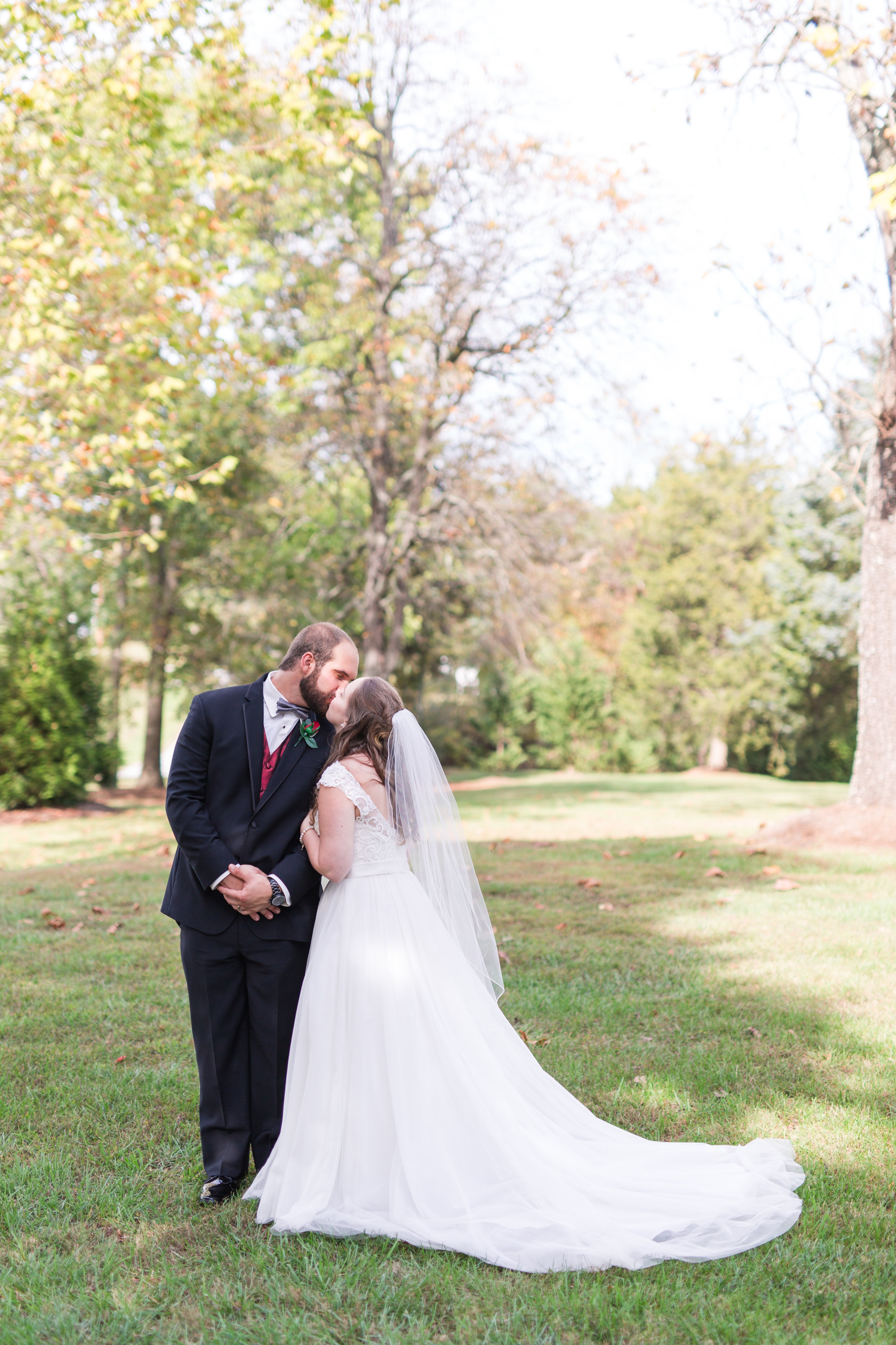 Lynchburg Virginia Wedding Photographer || Central Virginia Wedding Photos || Ashley Eiban Photography || www.ashleyeiban.com || Wintergreen Resort Mountain View Wedding