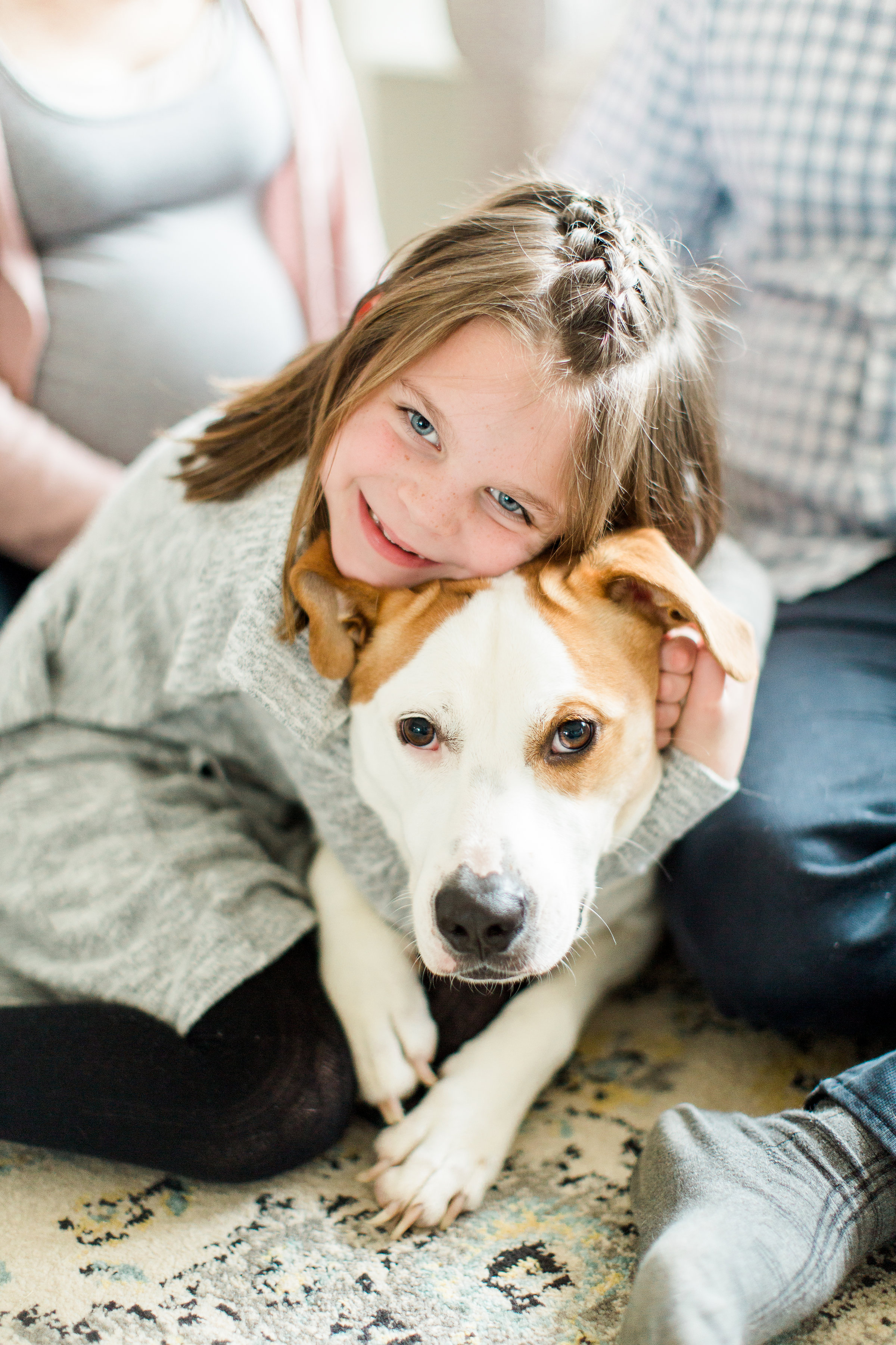 In Home Maternity and Family Photo Session || Lynchburg Virginia Photographer