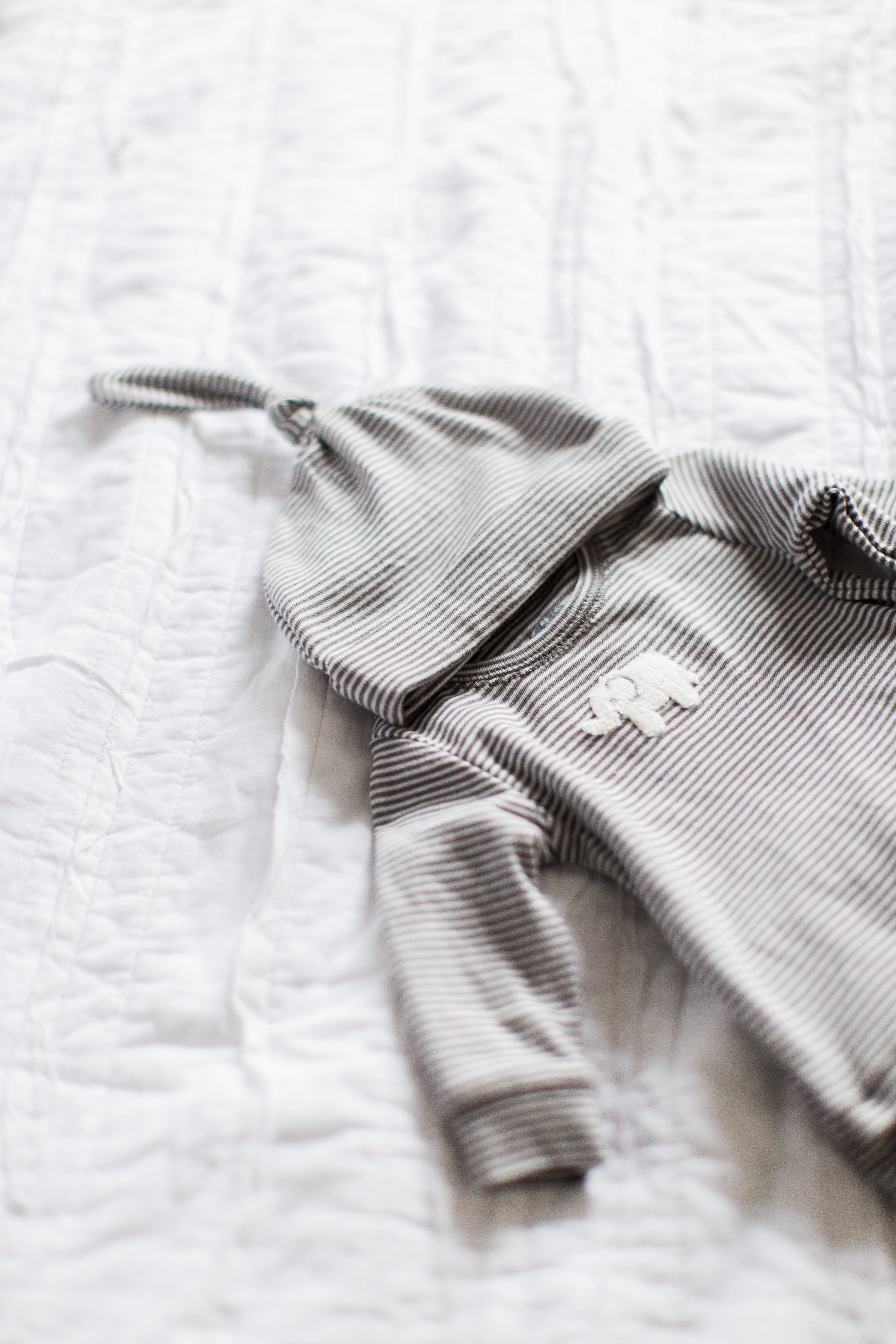 In Home Maternity and Family Photo Session || Lynchburg Virginia Photographer