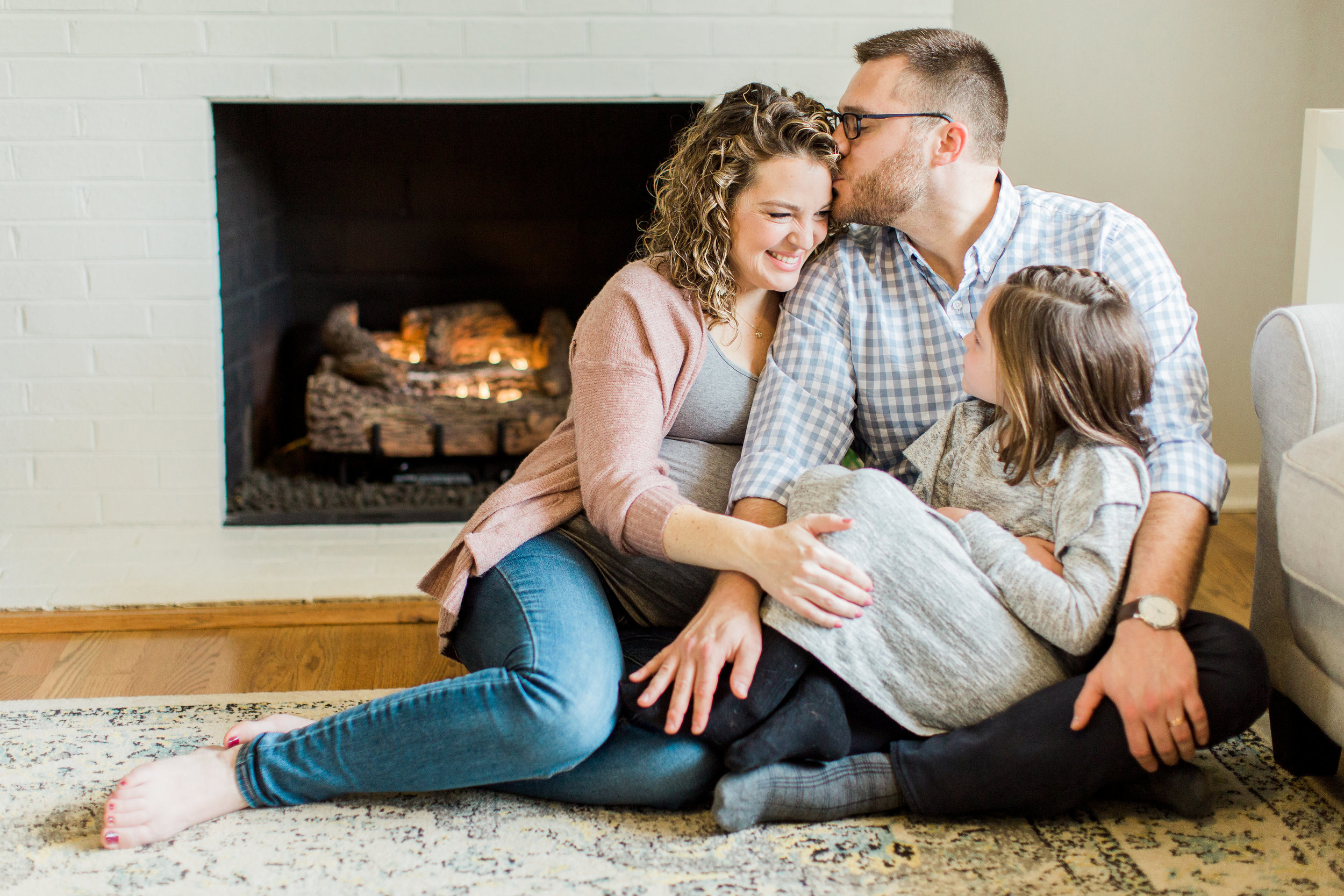 In Home Maternity and Family Photo Session || Lynchburg Virginia Photographer 