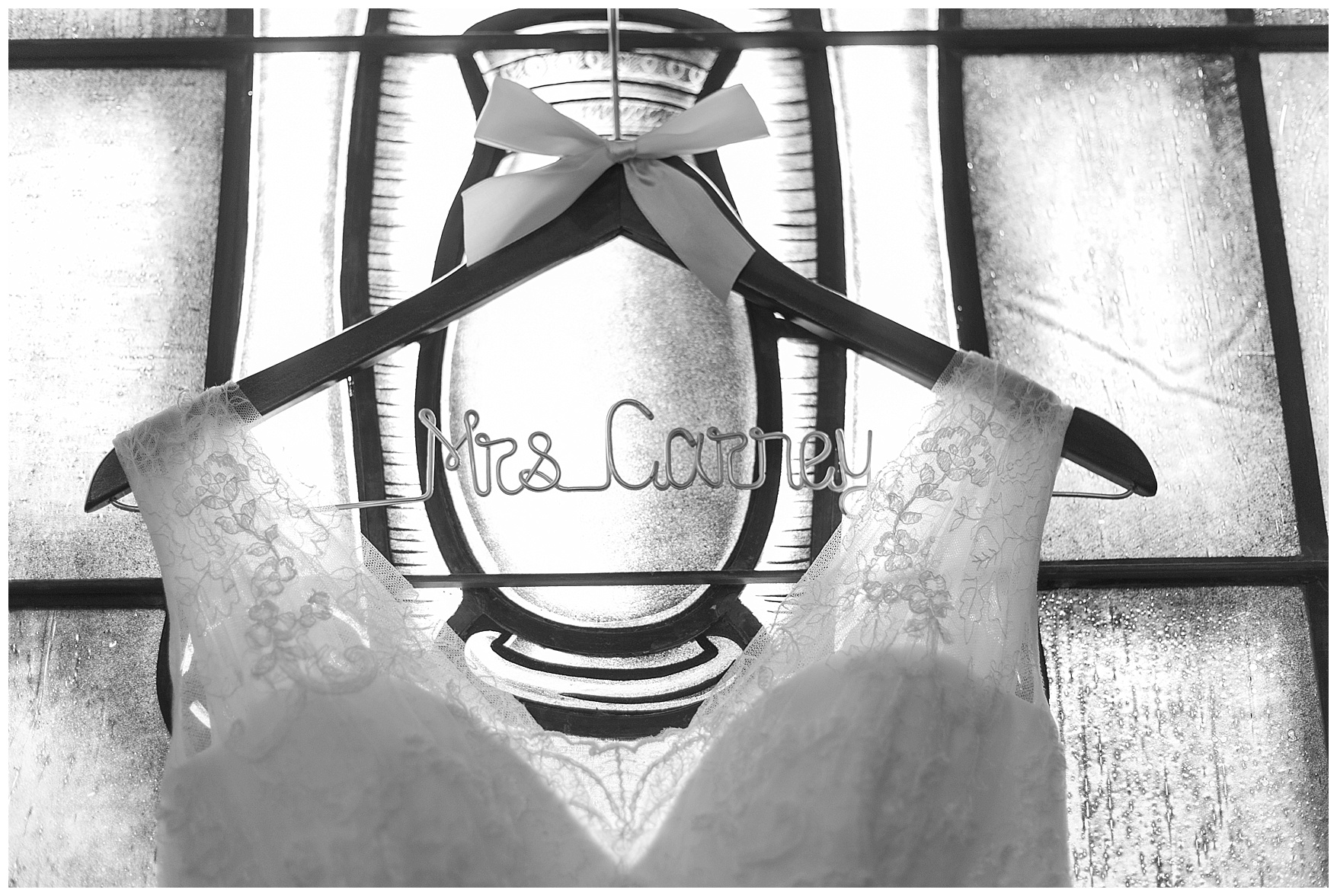 Old Pate Chapel and The Bottling Company Wedding in Lynchburg, Virginia || Lynchburg, Virginia Wedding Photographer || Ashley Eiban Photography || www.ashleyeiban.com