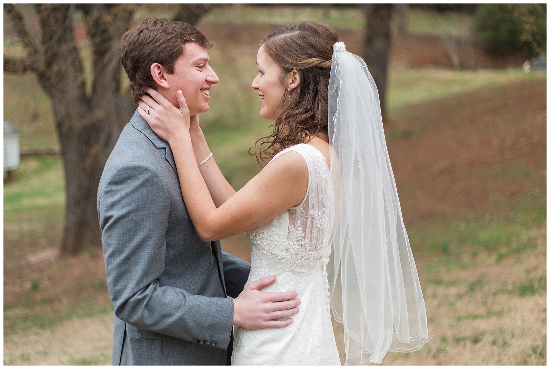 Old Pate Chapel and The Bottling Company Wedding in Lynchburg, Virginia || Lynchburg, Virginia Wedding Photographer || Ashley Eiban Photography || www.ashleyeiban.com