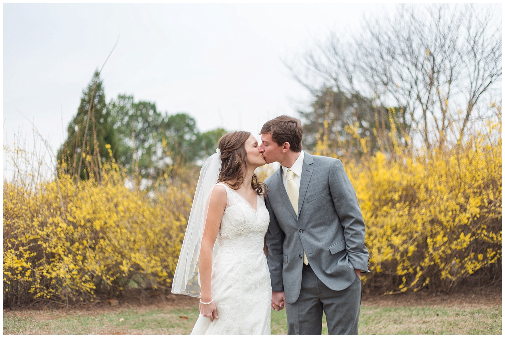 Old Pate Chapel and The Bottling Company Wedding in Lynchburg, Virginia || Lynchburg, Virginia Wedding Photographer || Ashley Eiban Photography || www.ashleyeiban.com