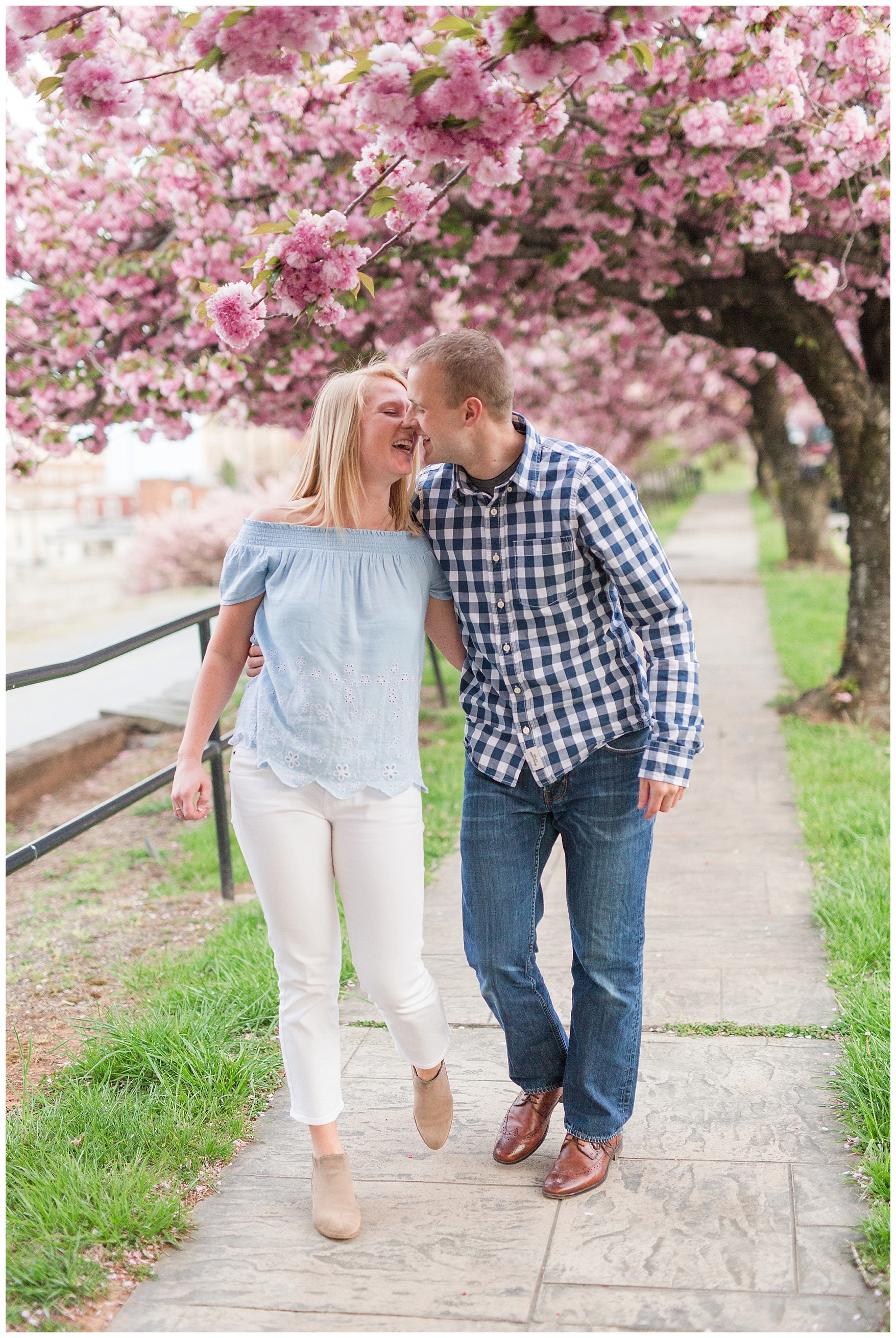 Downtown Lynchburg Engagement Session || Spring Bloom Engagement || Ashley Eiban Photography 