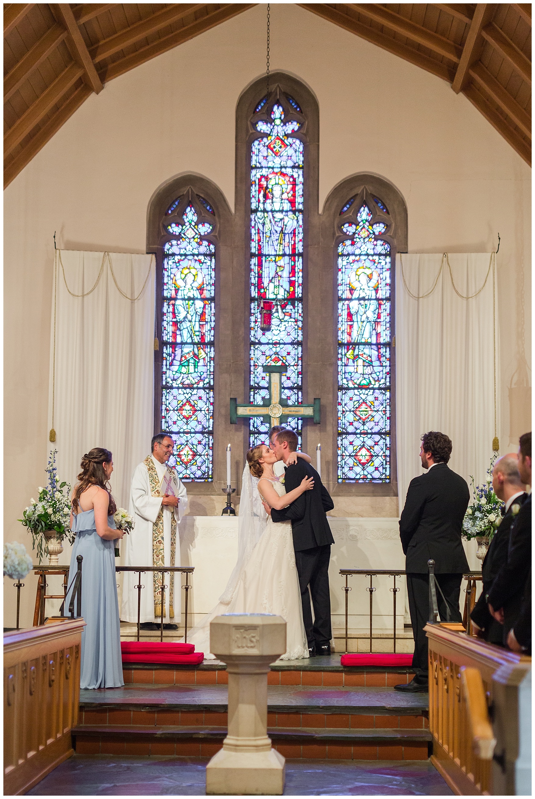 Roanoke, Virginia church wedding || Christ Lutheran Church in Roanoke || Wedding at The Braeloch on Glenburn Farms