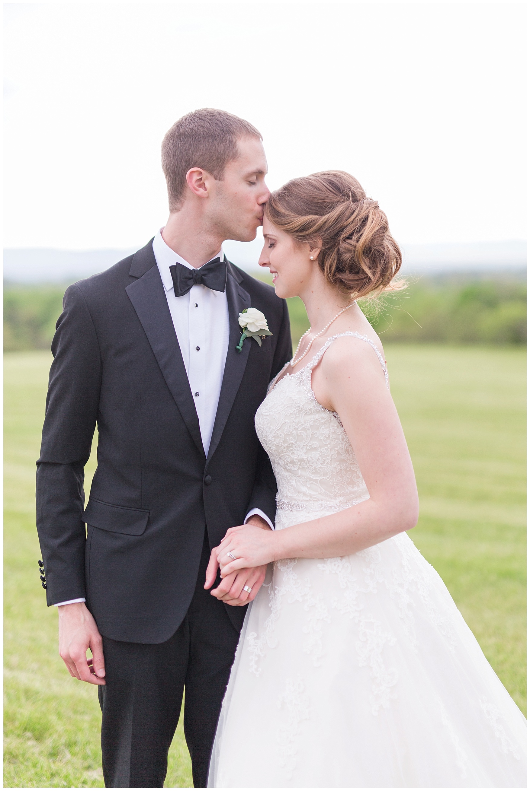 Roanoke, Virginia church wedding || Christ Lutheran Church in Roanoke || Wedding at The Braeloch on Glenburn Farms