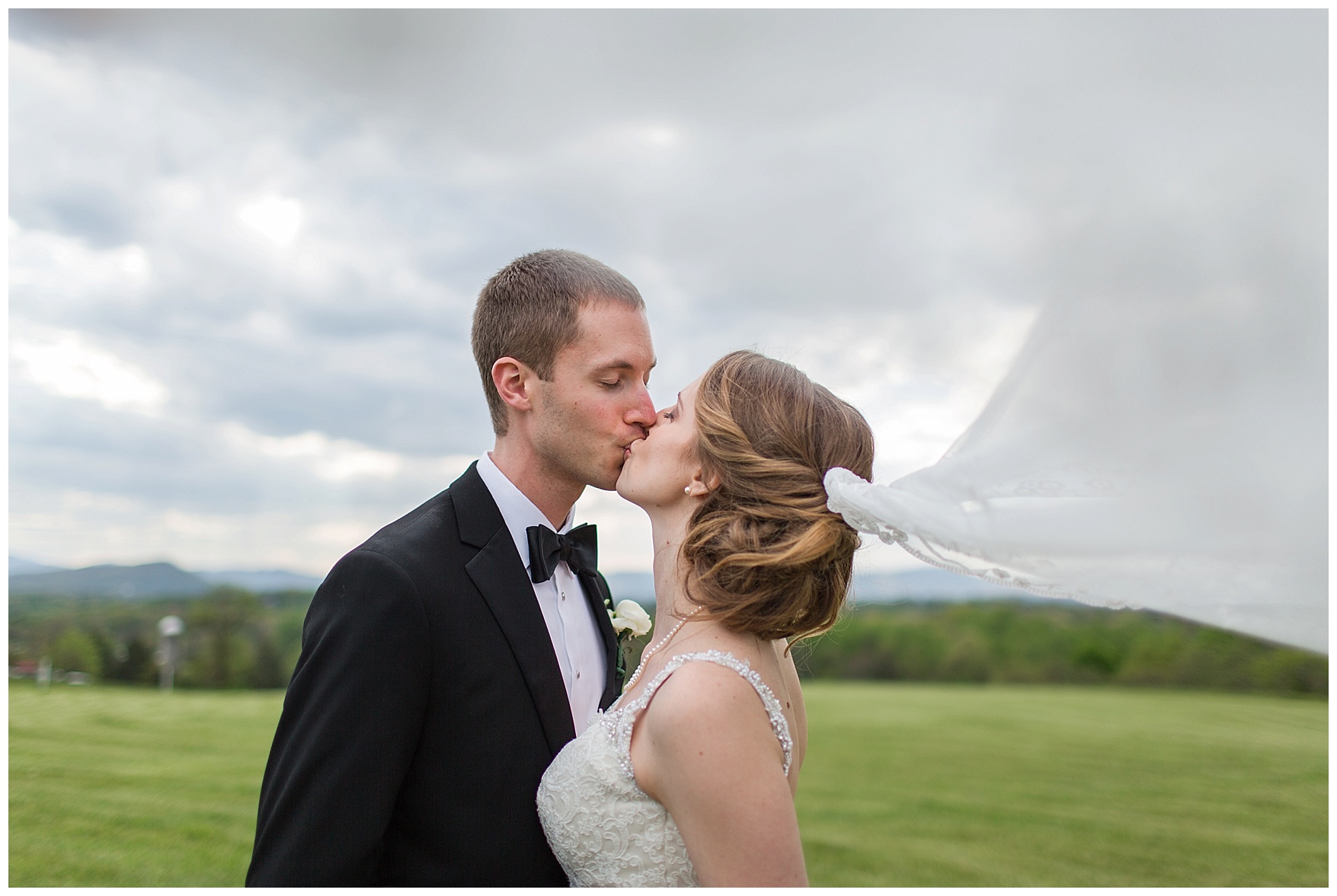 Roanoke, Virginia church wedding || Christ Lutheran Church in Roanoke || Wedding at The Braeloch on Glenburn Farms