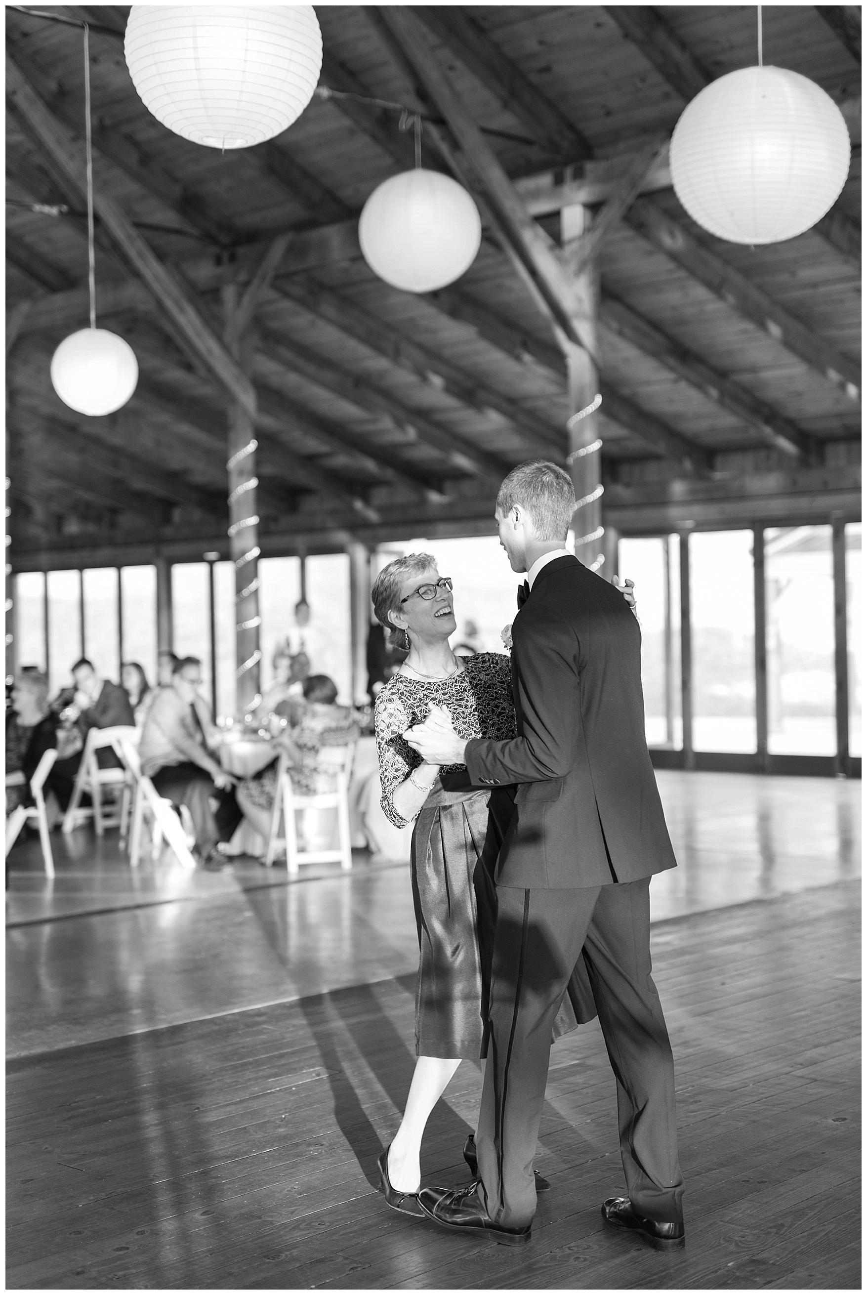 Roanoke, Virginia church wedding || Christ Lutheran Church in Roanoke || Wedding at The Braeloch on Glenburn Farms